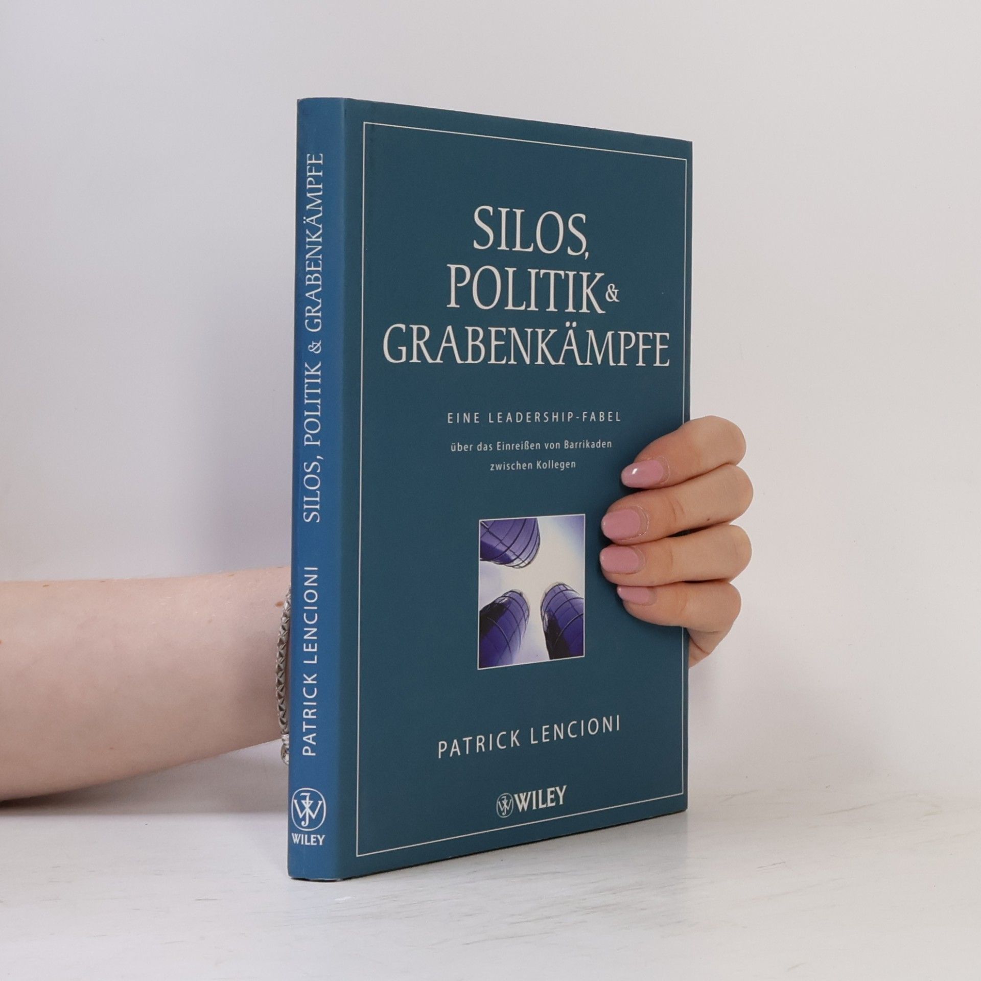 Silos, Politik & Grabenkämpfe