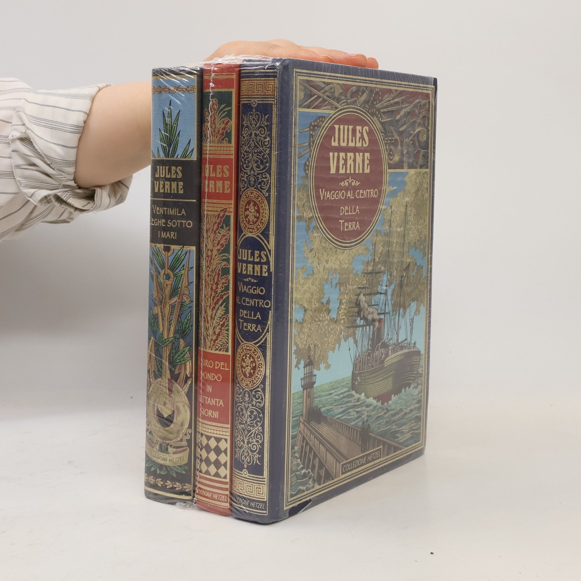 Jules Verne Collezione Jules Verne. Viaggio al centro della terra. Il giro del mondo in 80 giorni. Ventimila leghe sotto i mari