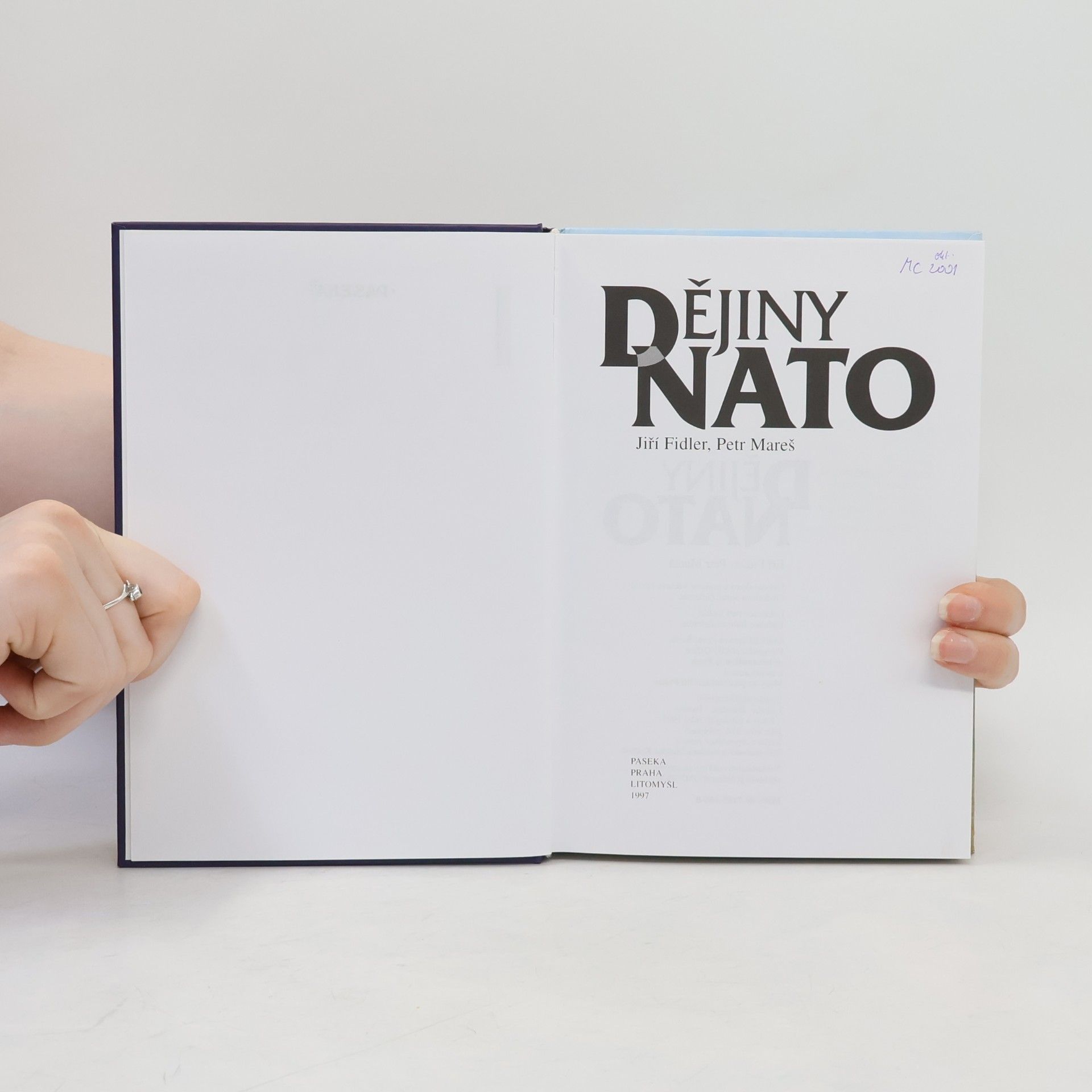Jiří Fidler Dějiny NATO