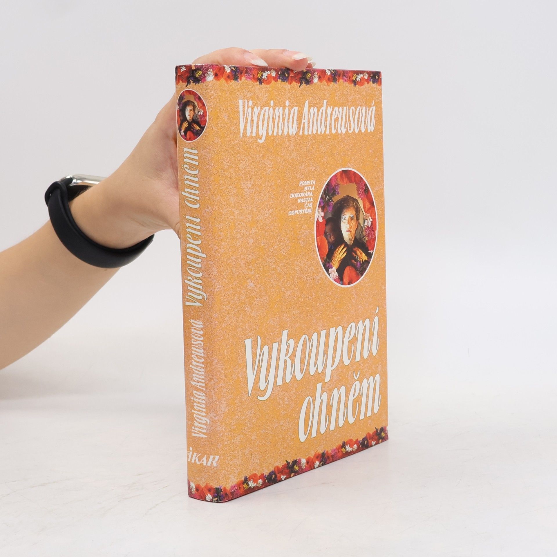 V. C. Andrews Vykoupení ohněm