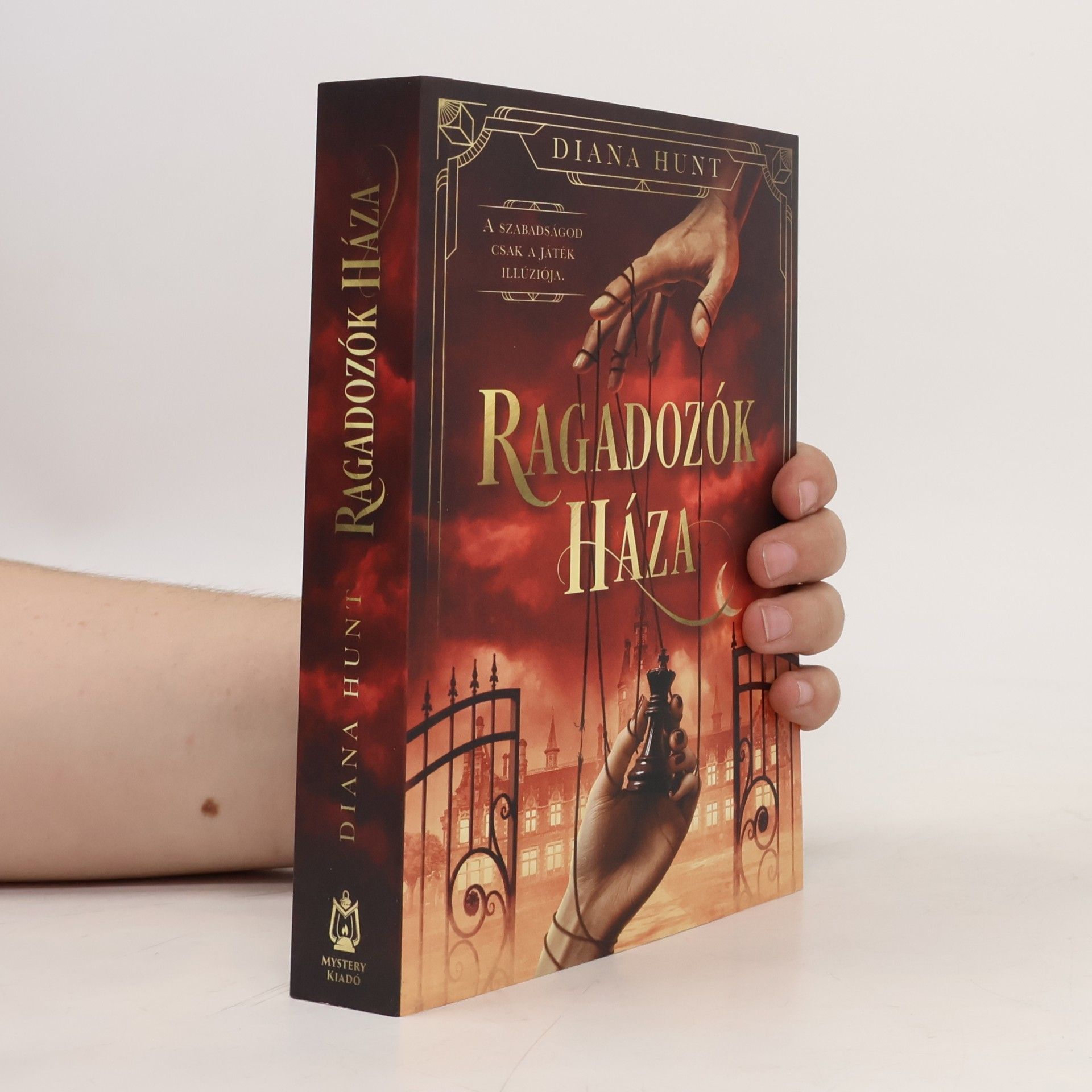 Diana Hunt Ragadozók háza