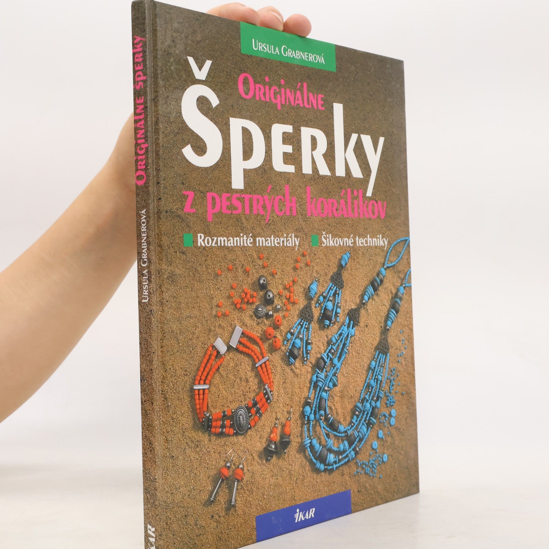 Ursula Grabner Originálne šperky z pestrých korálikov