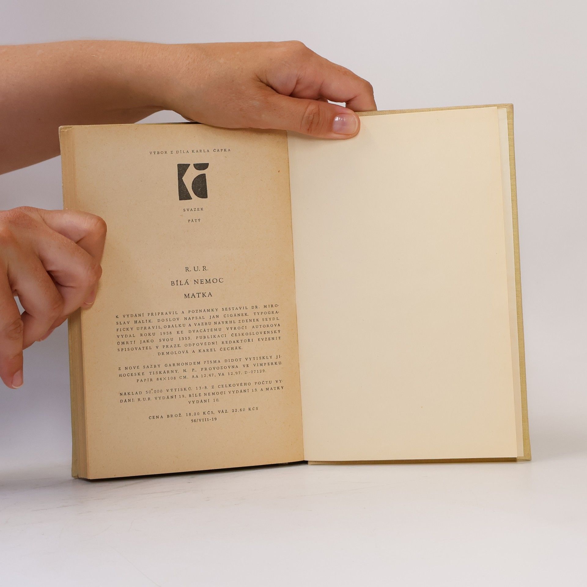 Karel Čapek R. U. R., Bílá nemoc, Matka