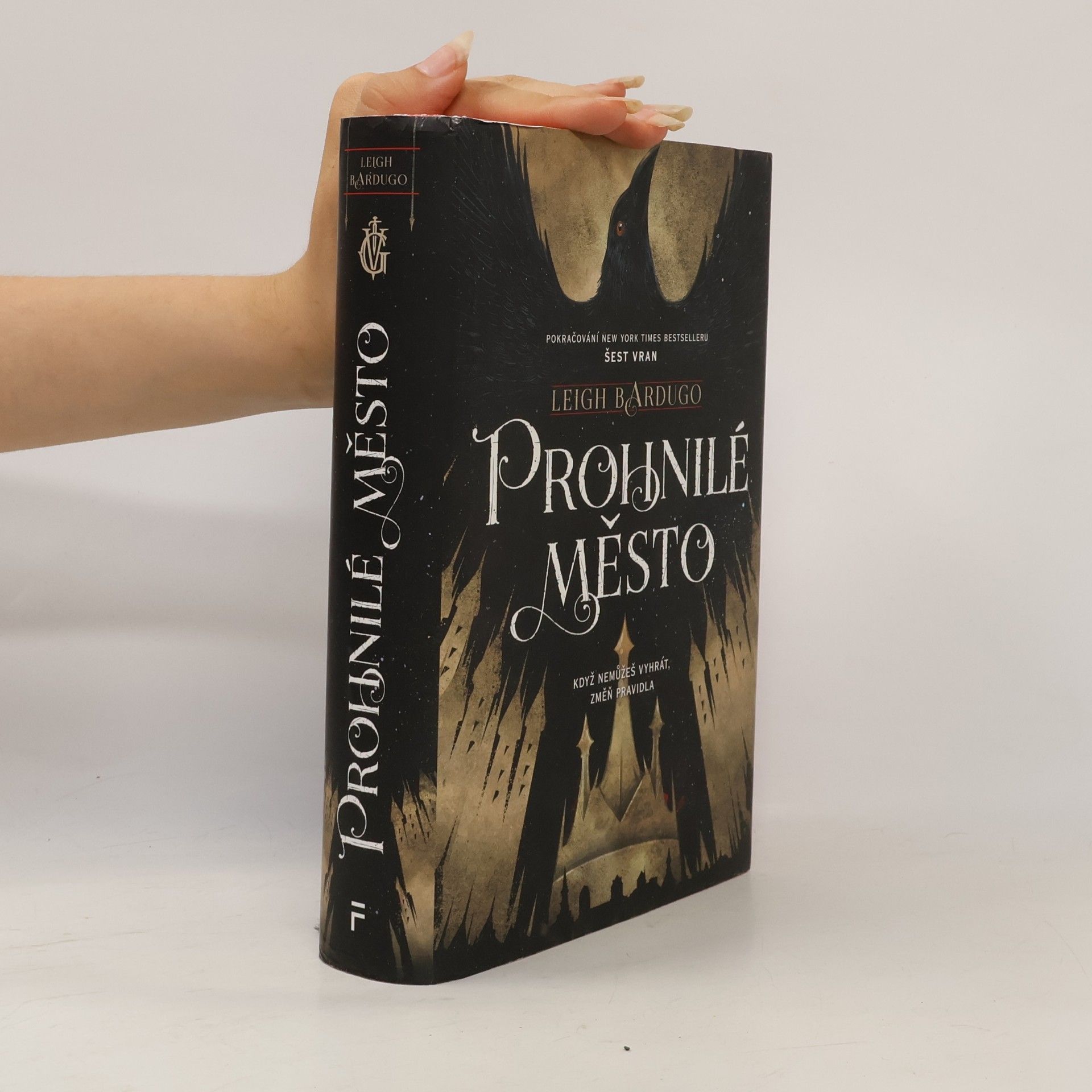 Leigh Bardugo Prohnilé město
