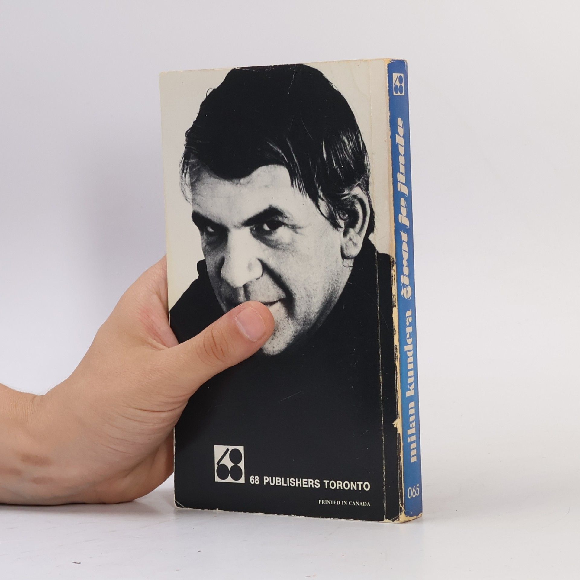 Milan Kundera Život je jinde