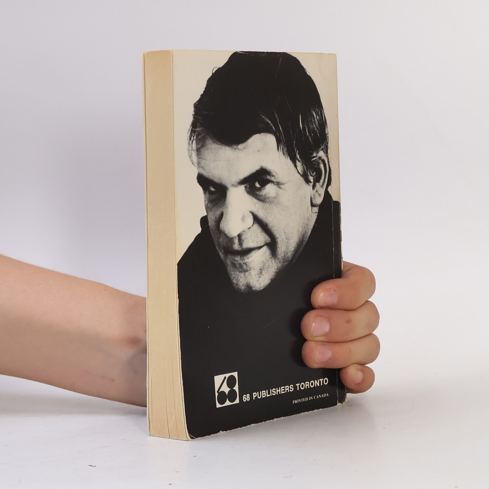 Milan Kundera Život je jinde