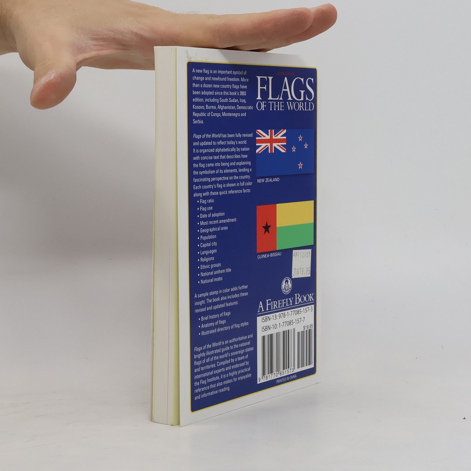 FIREFLY BOOKS LTD Flags of the World - Second Edition