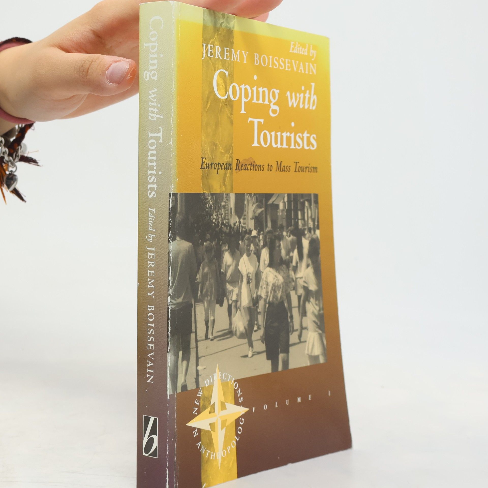 Jeremy Boissevain New Directions in Anthropology - 1: Coping With Tourists