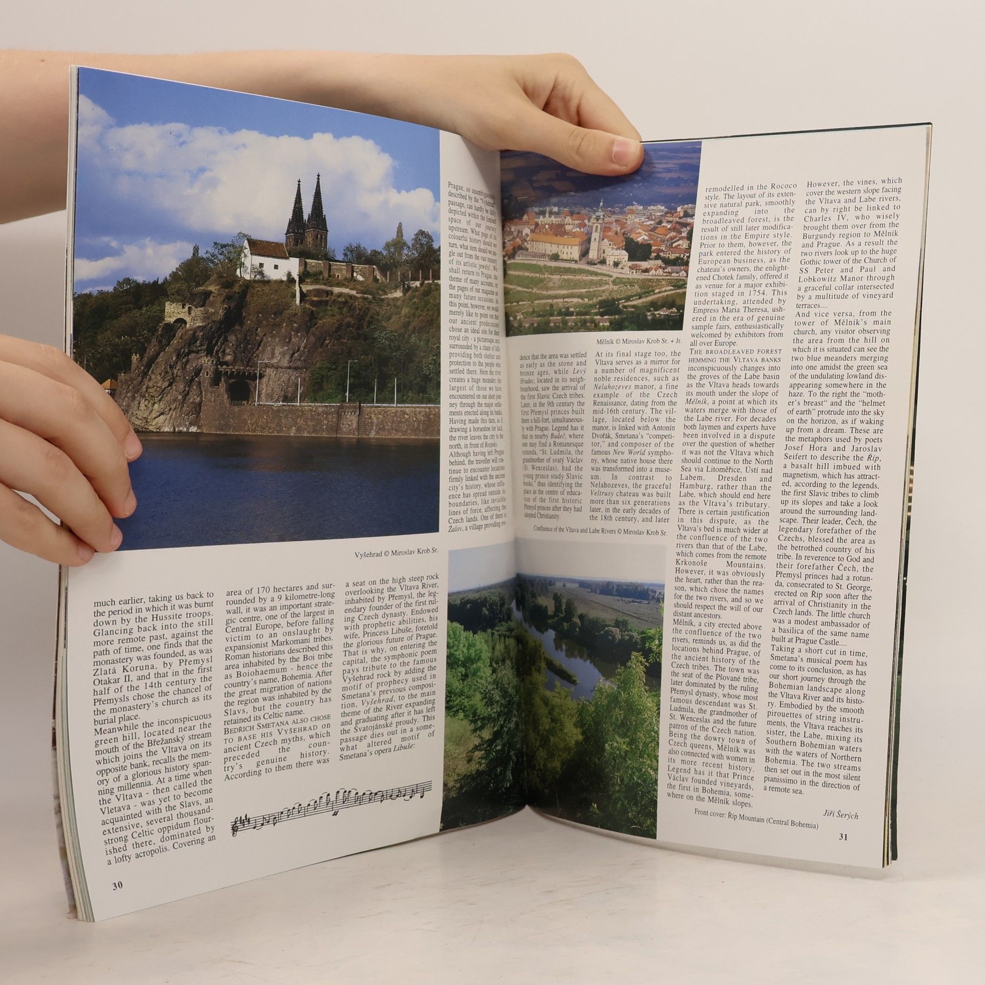 AA.VV. The Lands of the Czech Crown