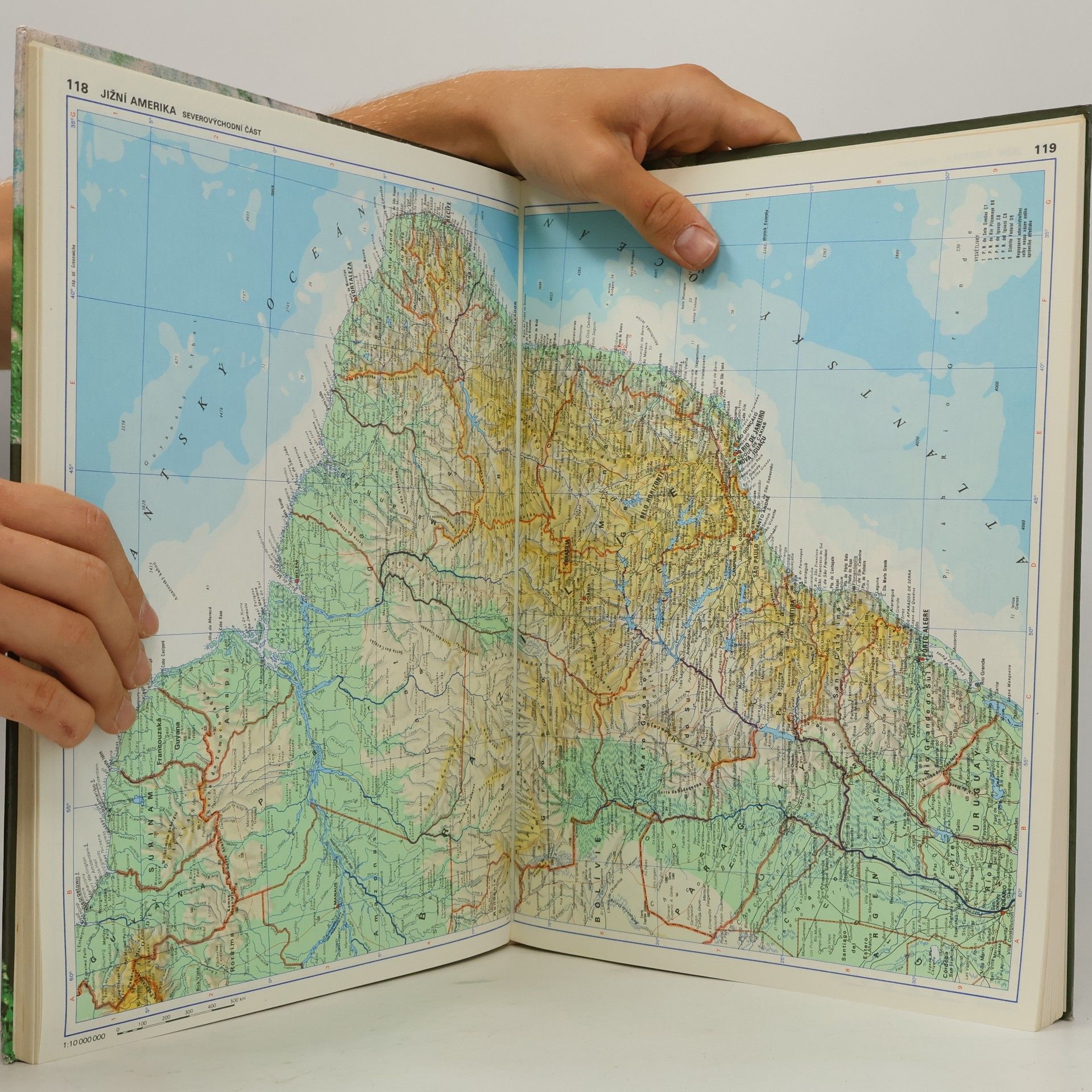 Kolektiv autorů Velký atlas světa