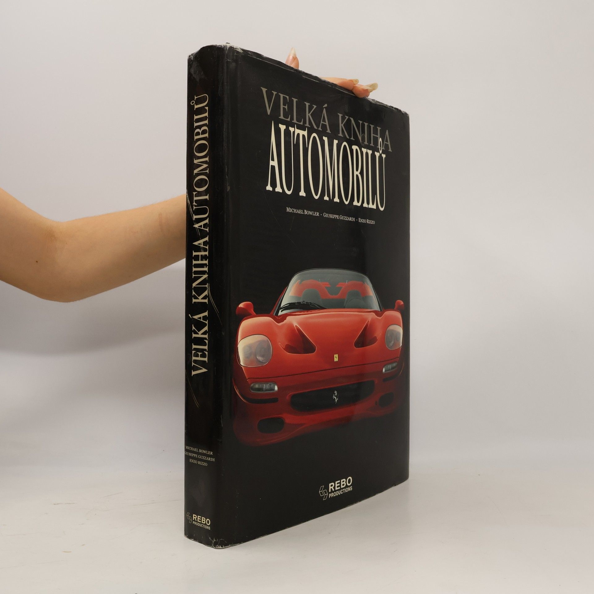 Jiří Baudyš Velká kniha automobilů
