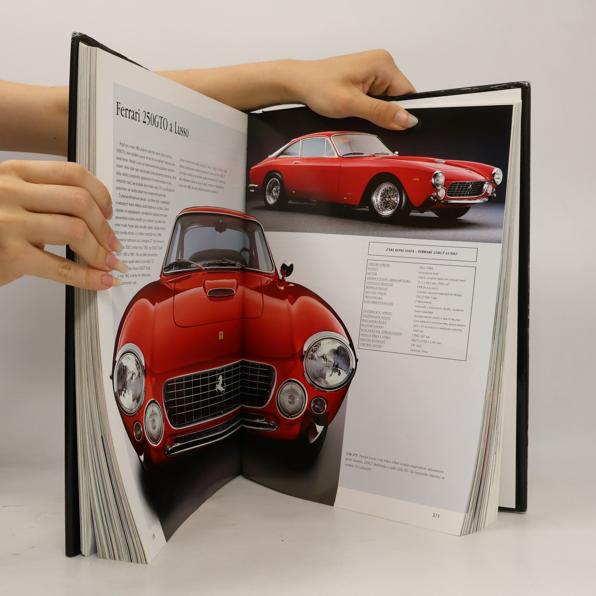 Michael Bowler Velká kniha automobilů