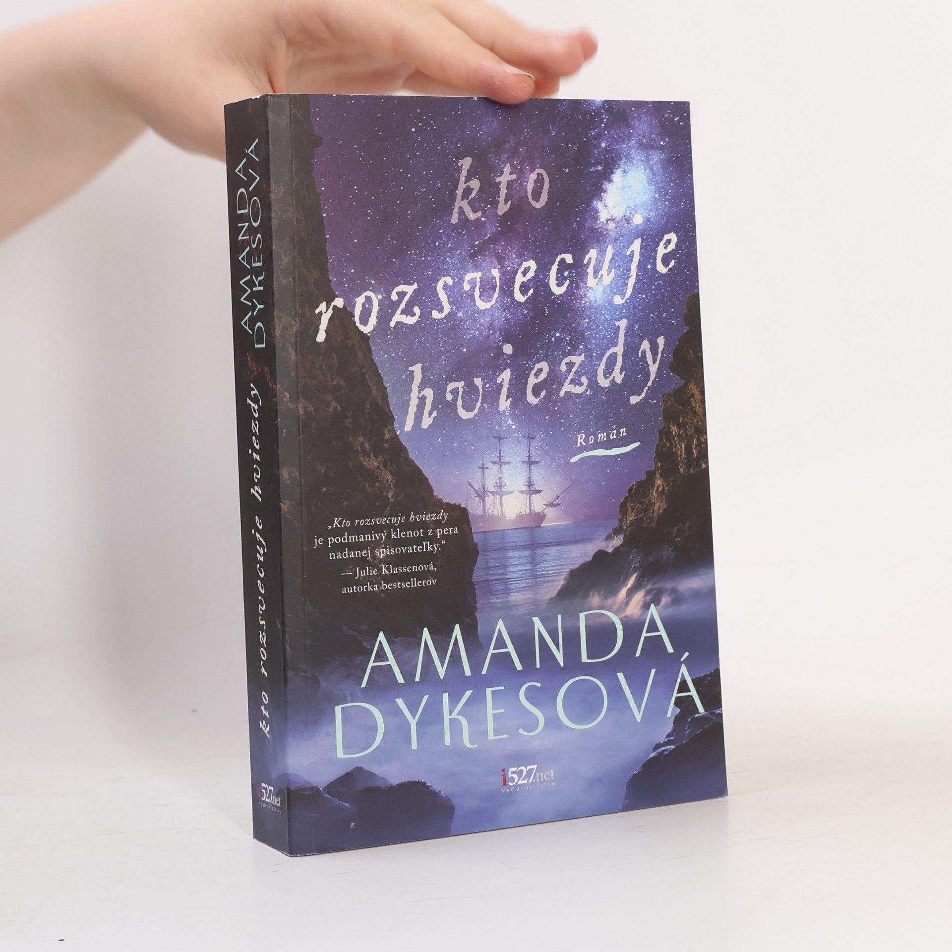 Amanda Dykes Kto rozsvecuje hviezdy