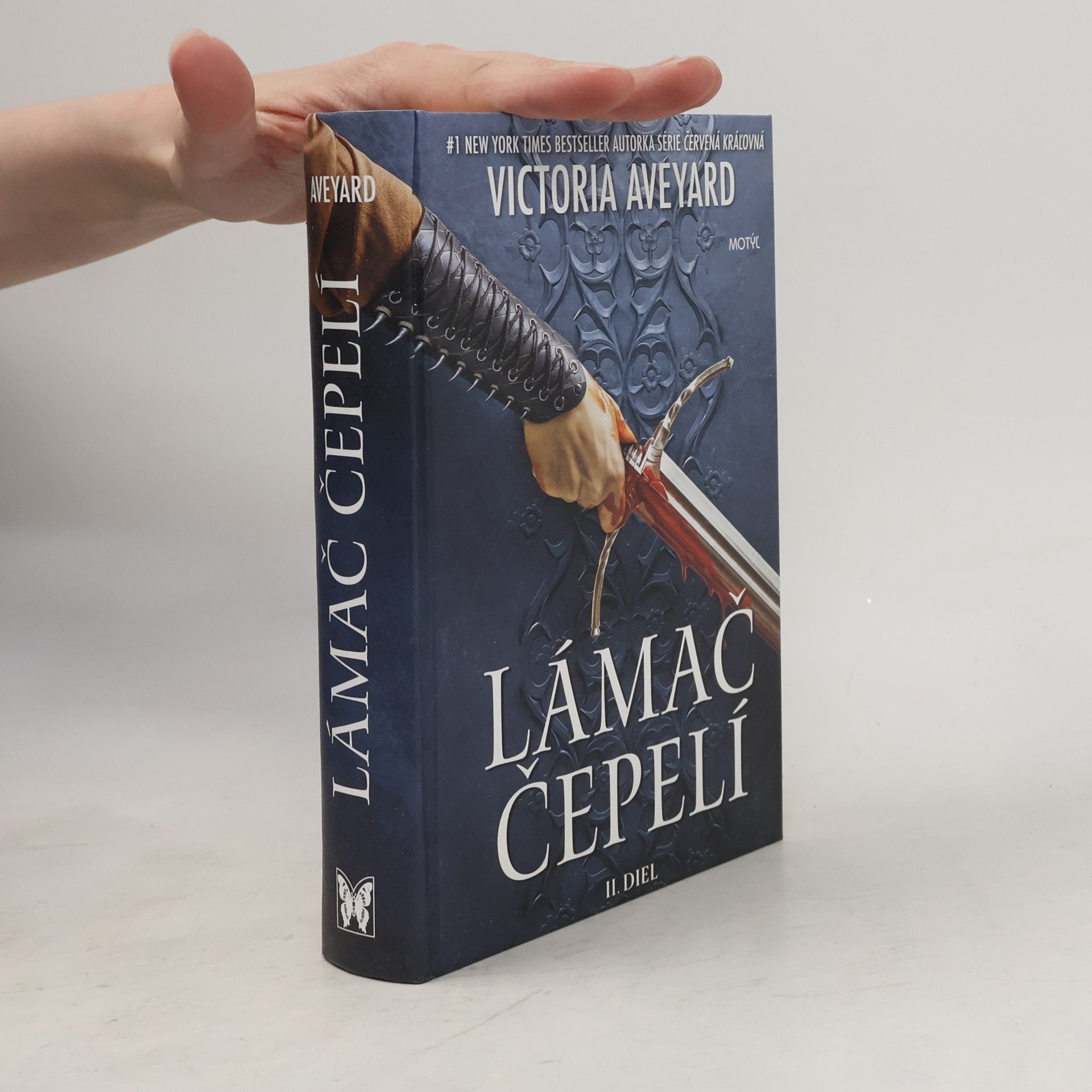 Victoria Aveyardová Lámač čepelí