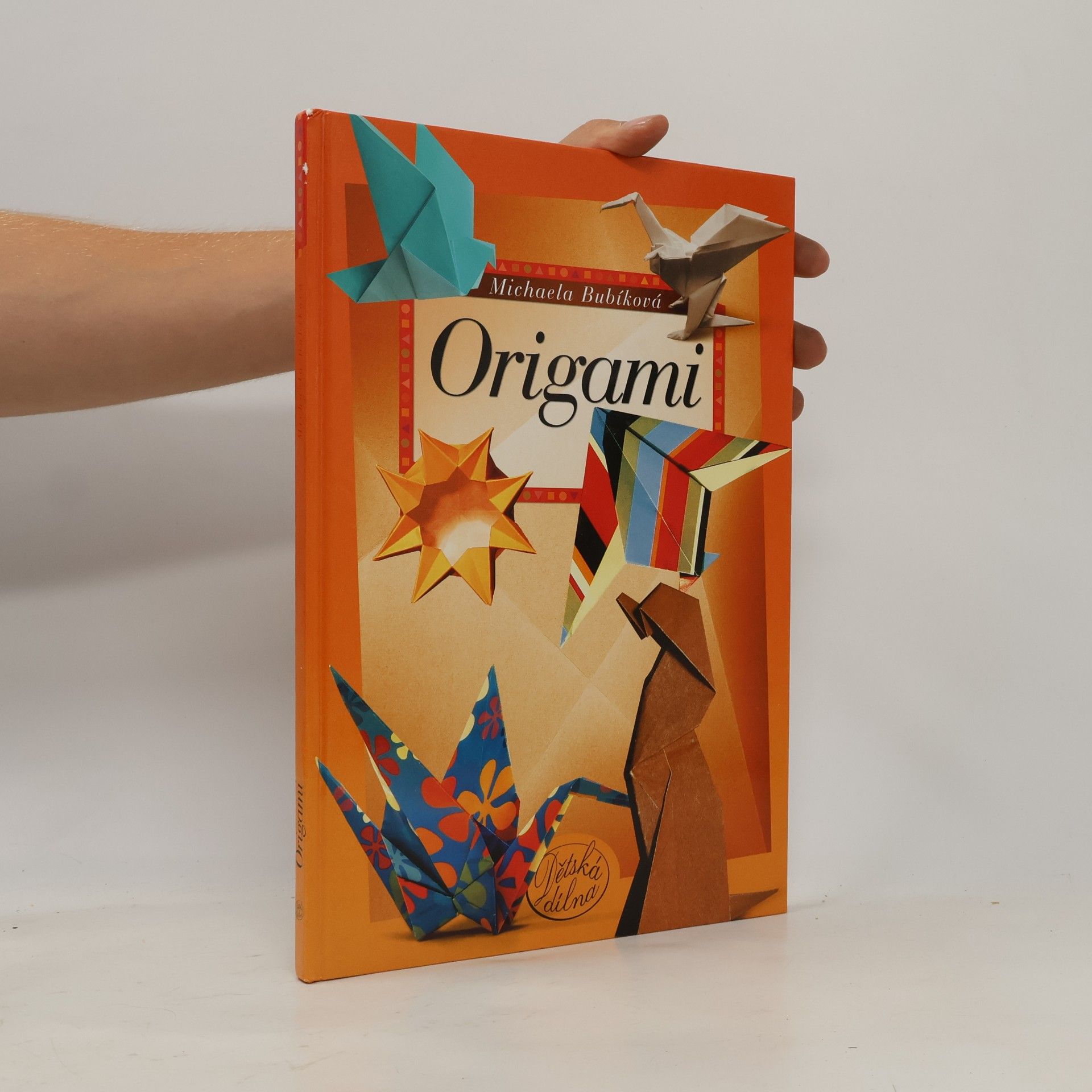 Míša Bubíková Origami