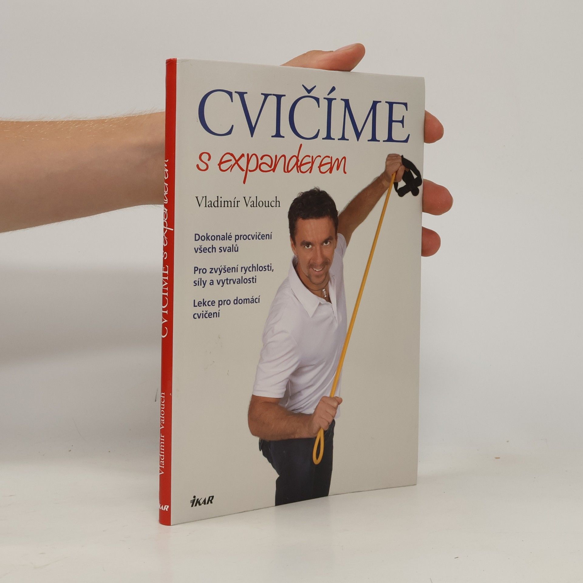 Hynek Mlynářík Cvičíme s expanderem