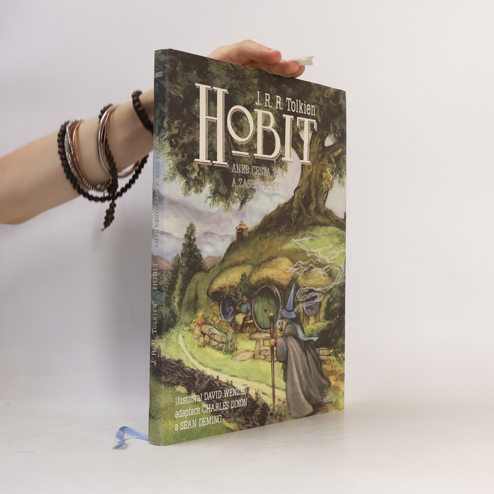 J. R. R. Tolkien Hobit aneb Cesta tam a zase zpátky