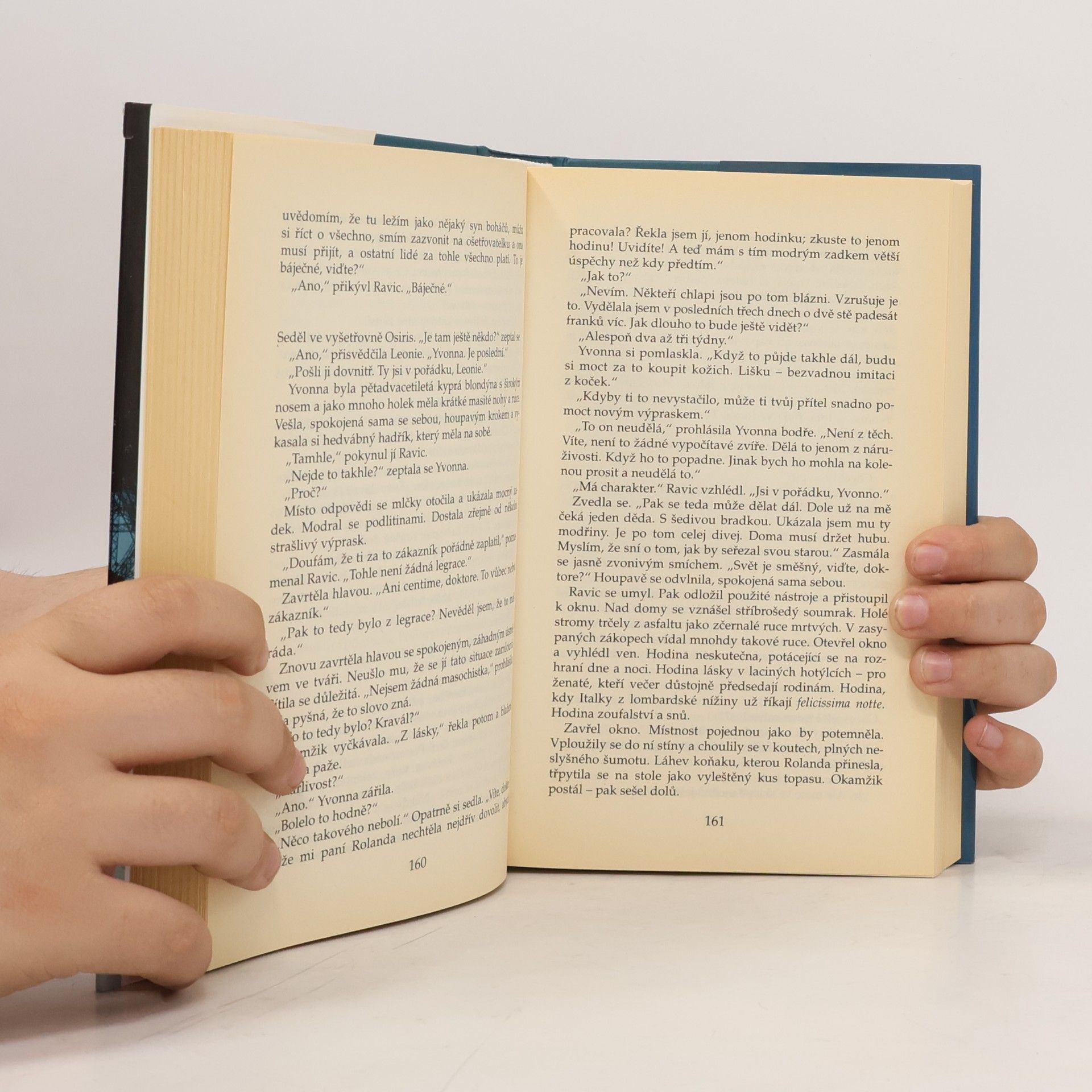 Erich Maria Remarque Vítězný oblouk