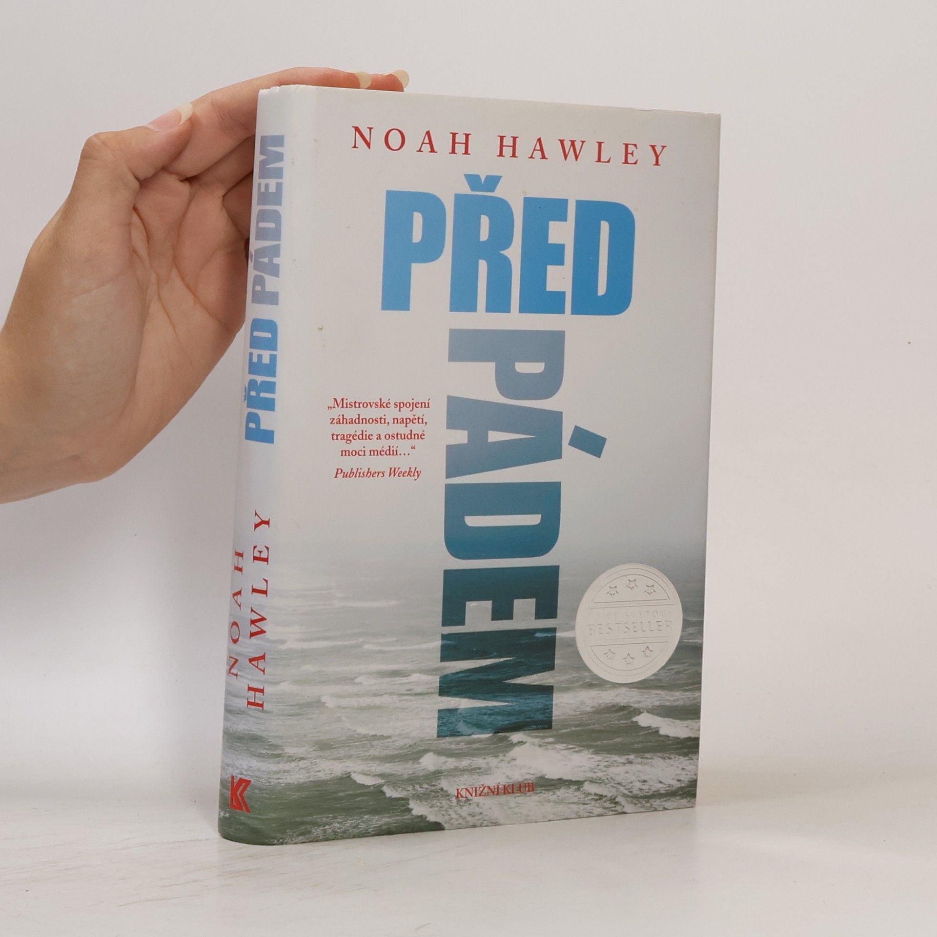 Noah Hawley Před pádem
