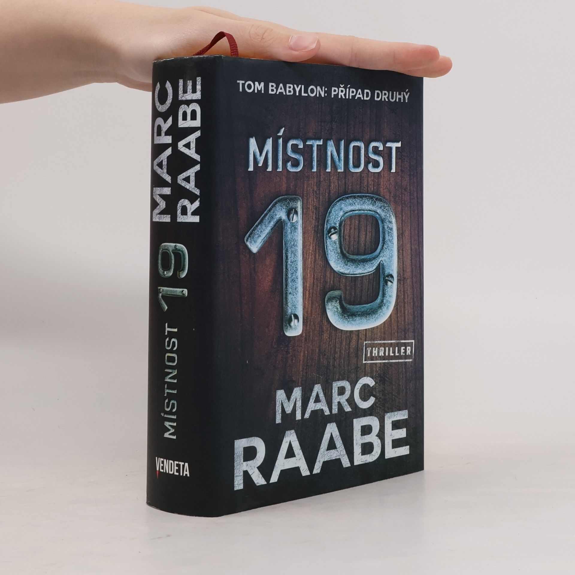 Marc Raabe Místnost 19