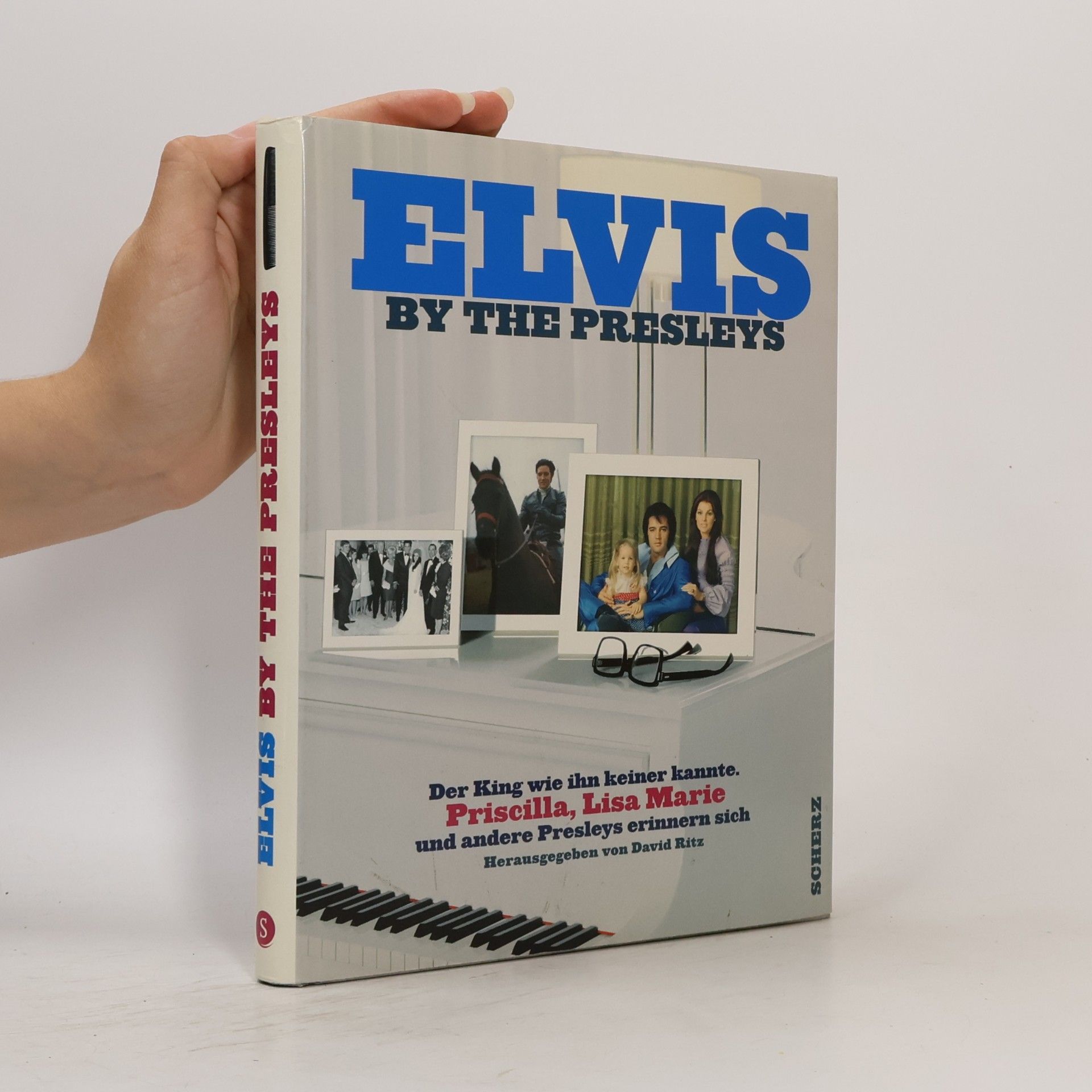 Elvis by the Presleys