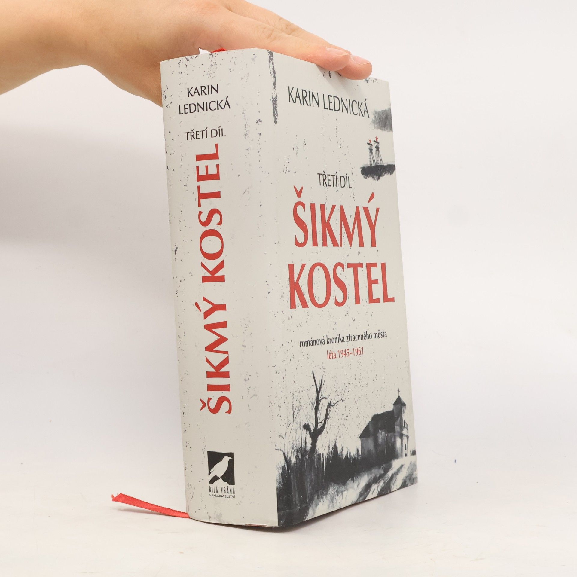 Karin Lednická Šikmý kostel 3