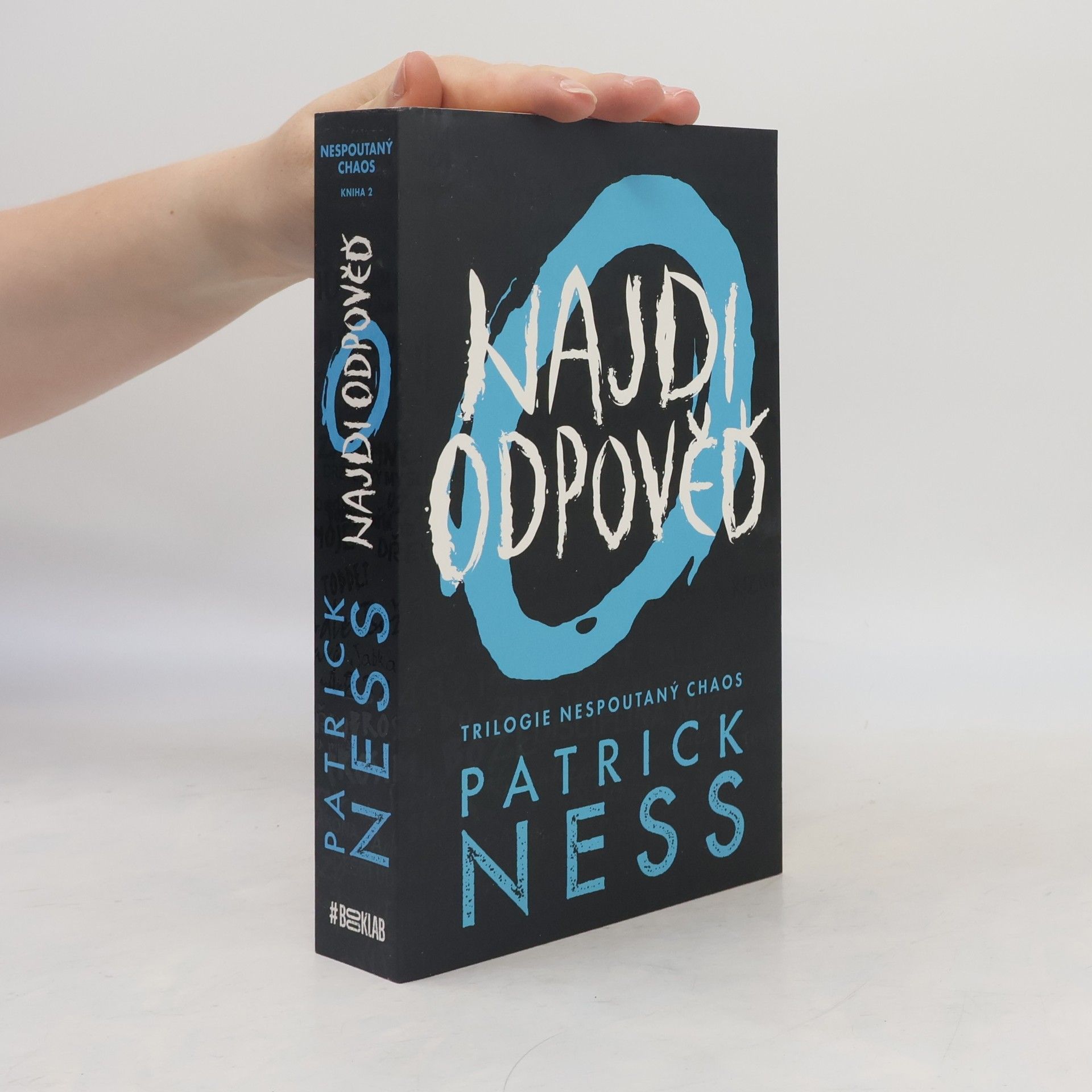 Patrick Ness Najdi odpověď