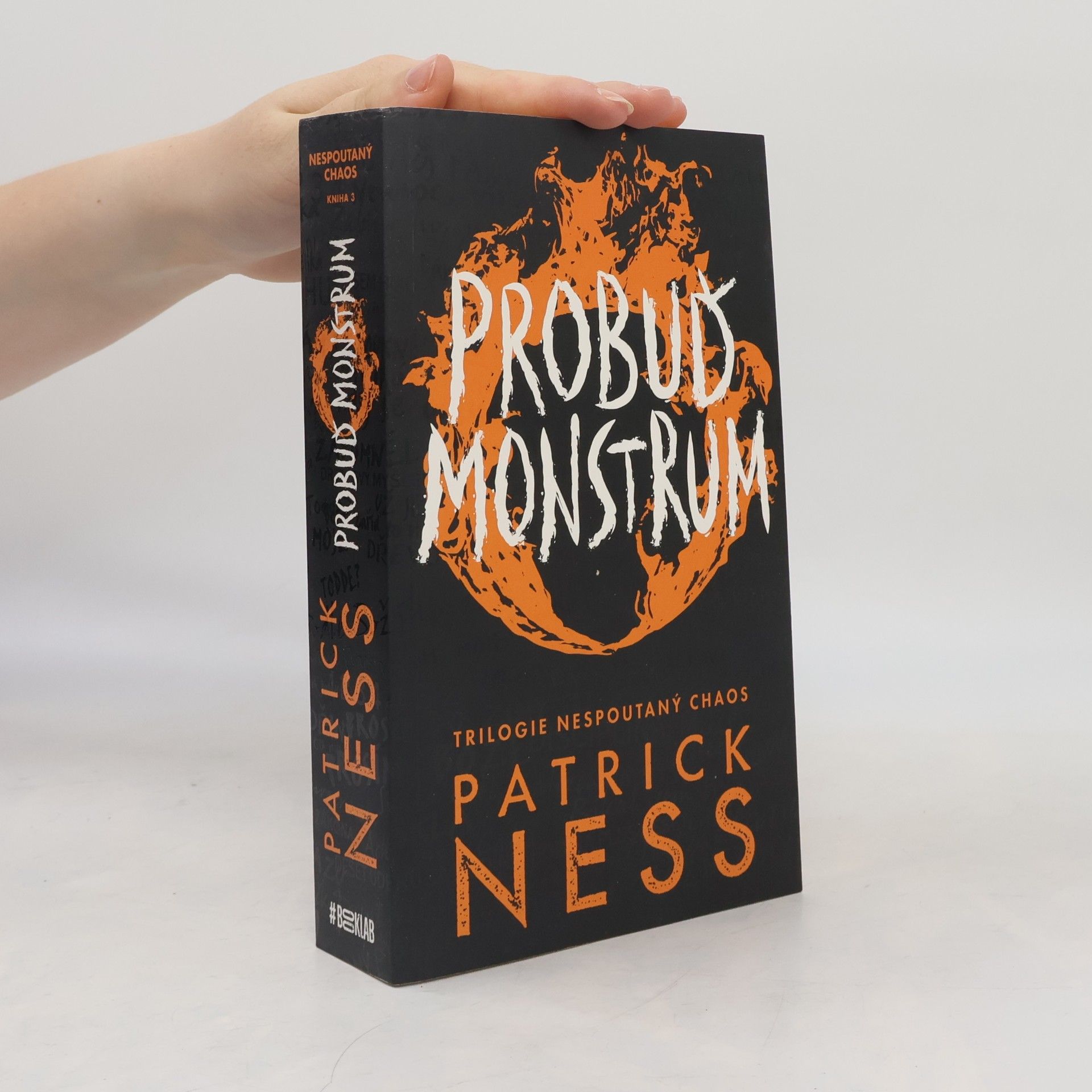 Patrick Ness Probuď monstrum