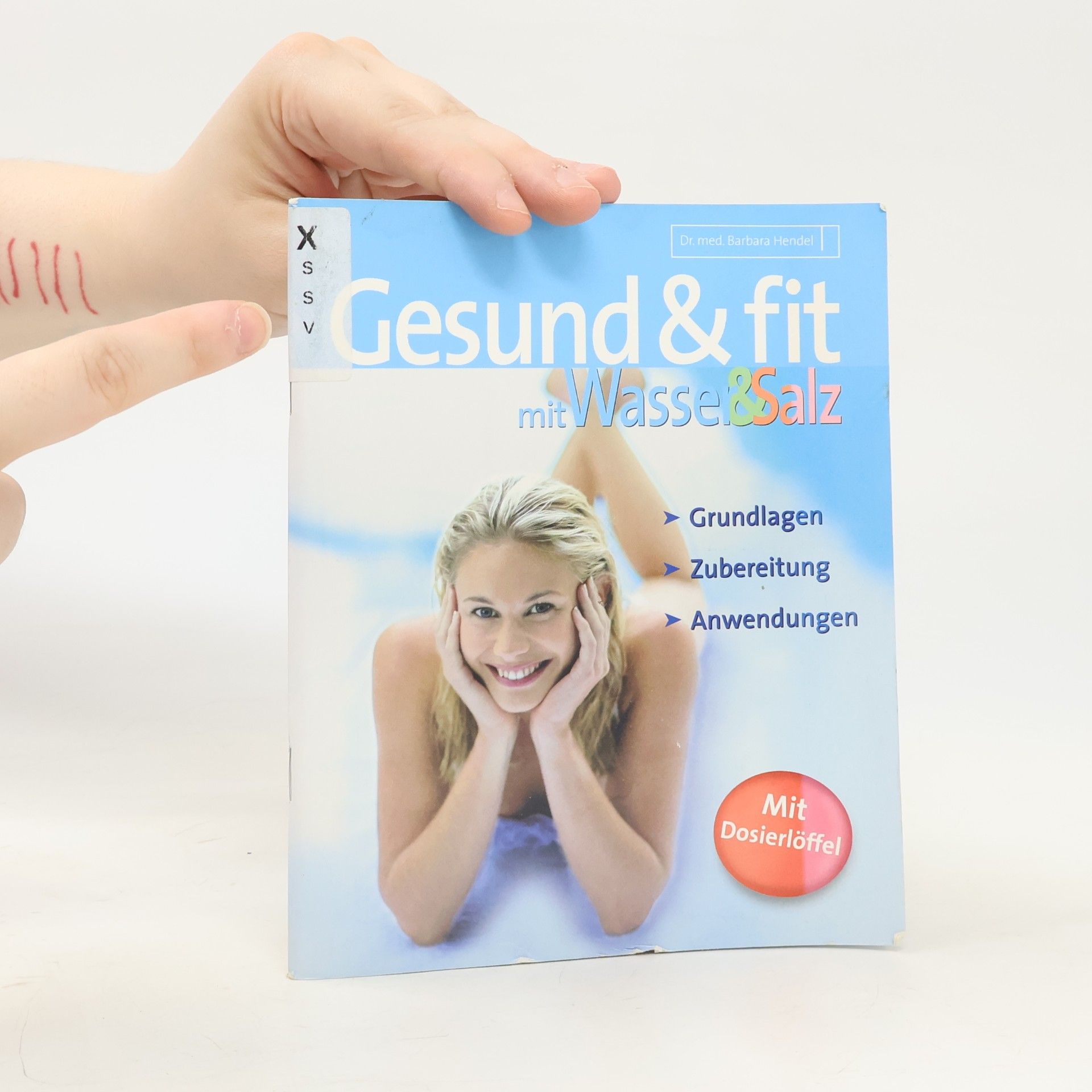 Barbara Hendel Gesund & fit mit Wasser & Salz, m. Dosierlöffel