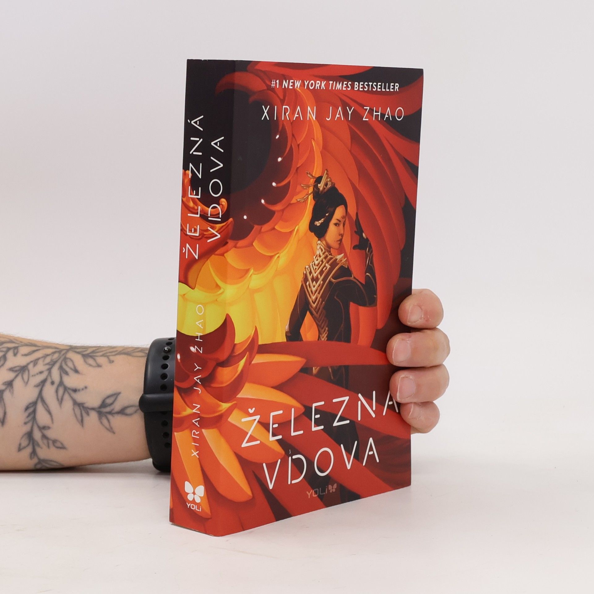 Xiran Jay Zhao Železná vdova