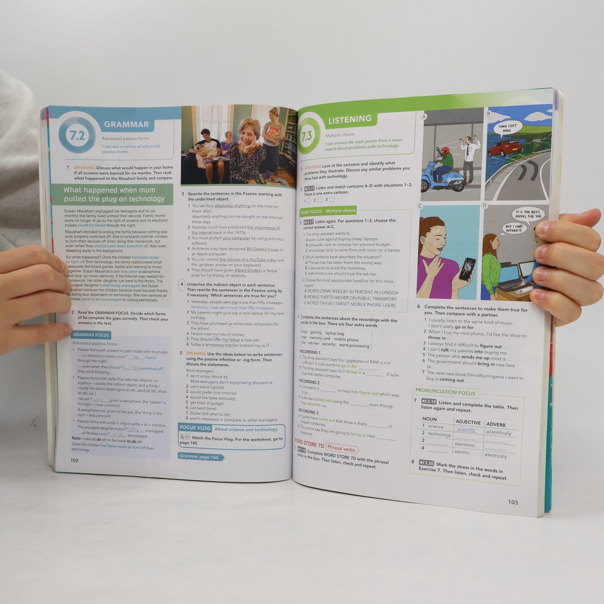 Sue Kay Focus 4 Student´s Book with Basic Pearson Practice English App (2nd)