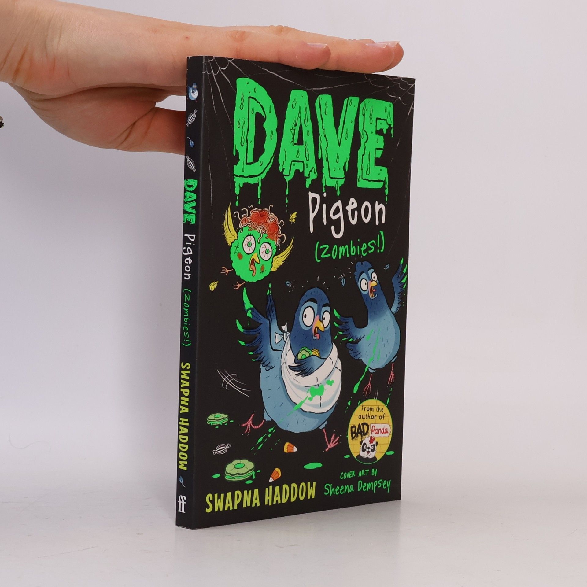 Swapna Haddow Dave Pigeon (Zombies!)
