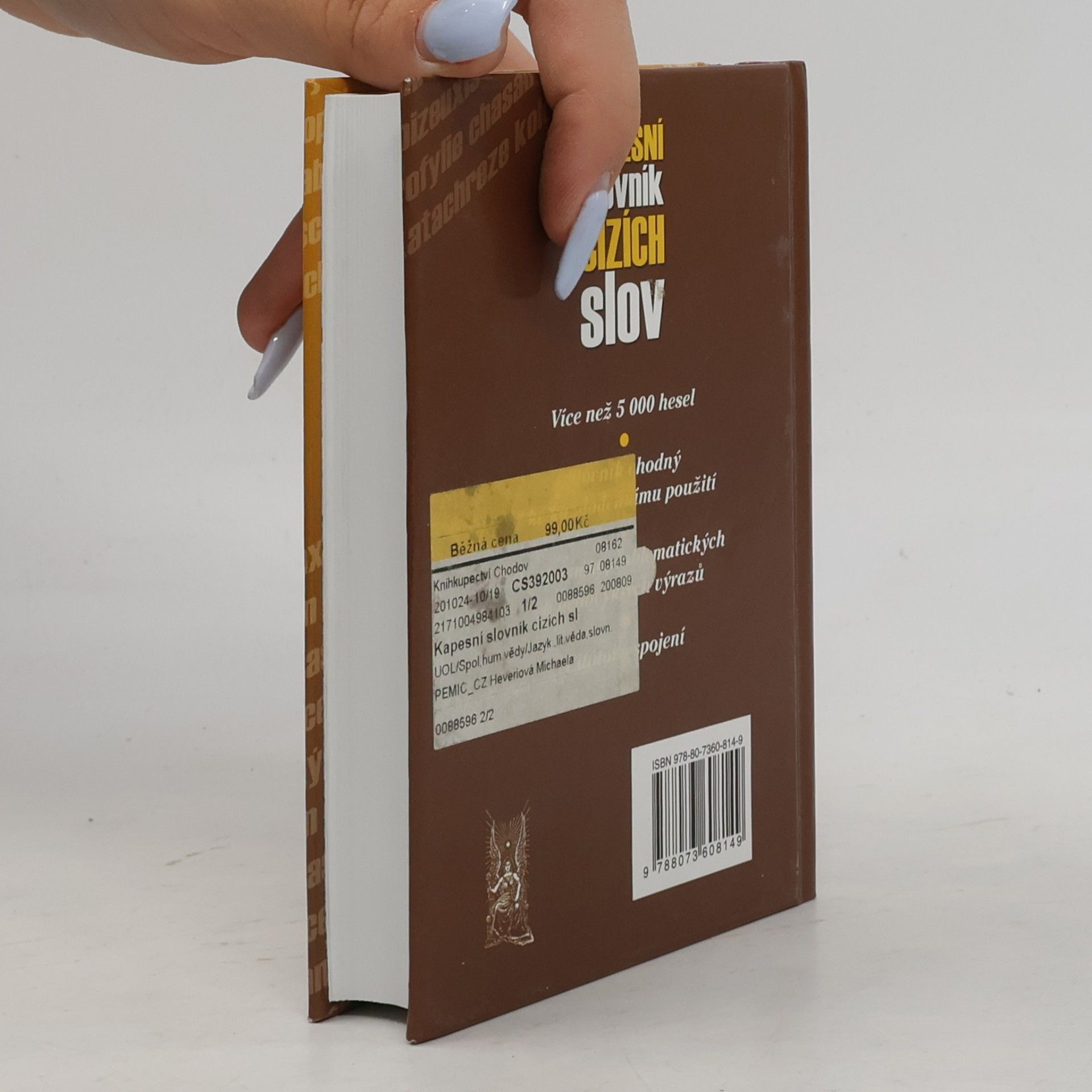Autores varios Kapesní slovník cizích slov
