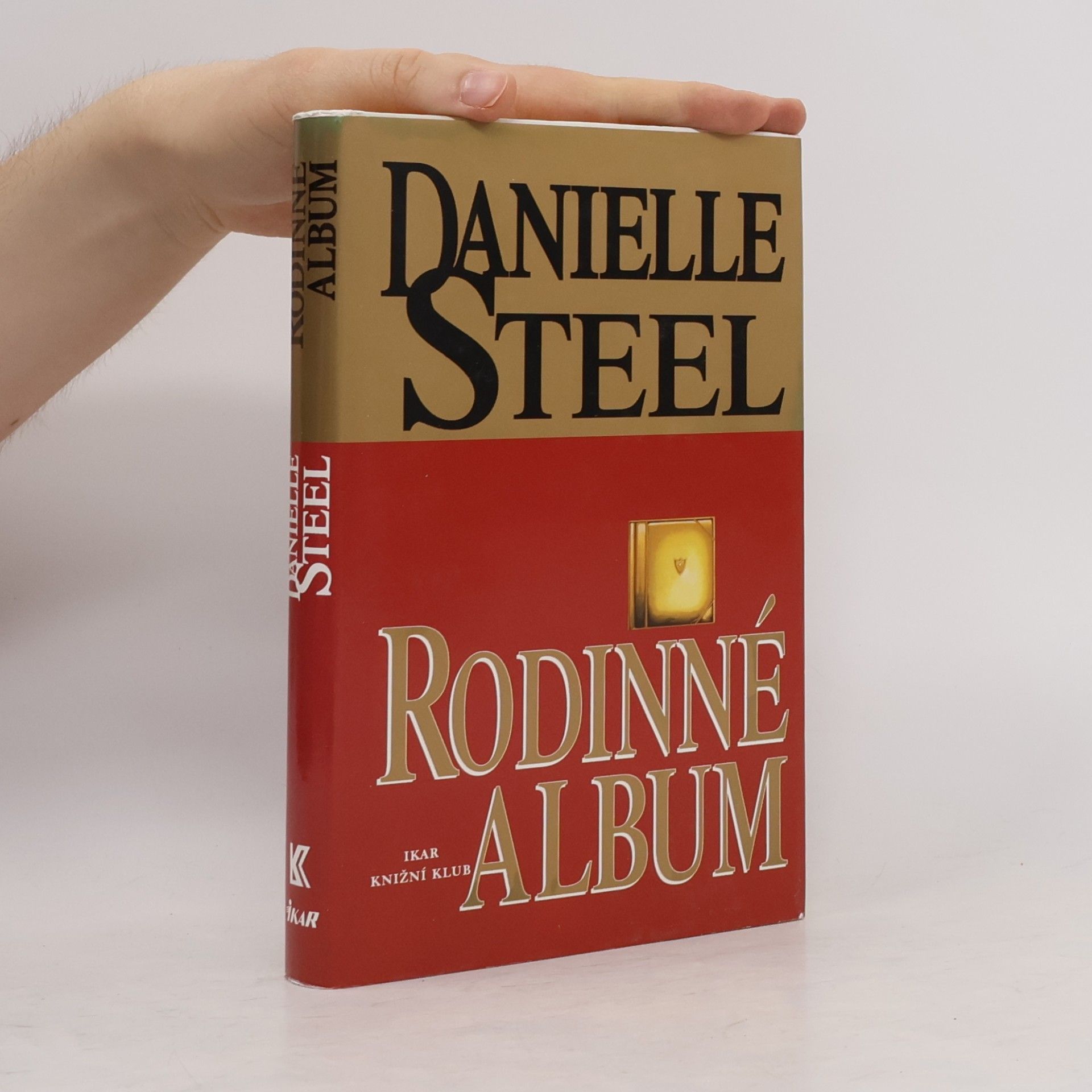Danielle Steel Rodinné album