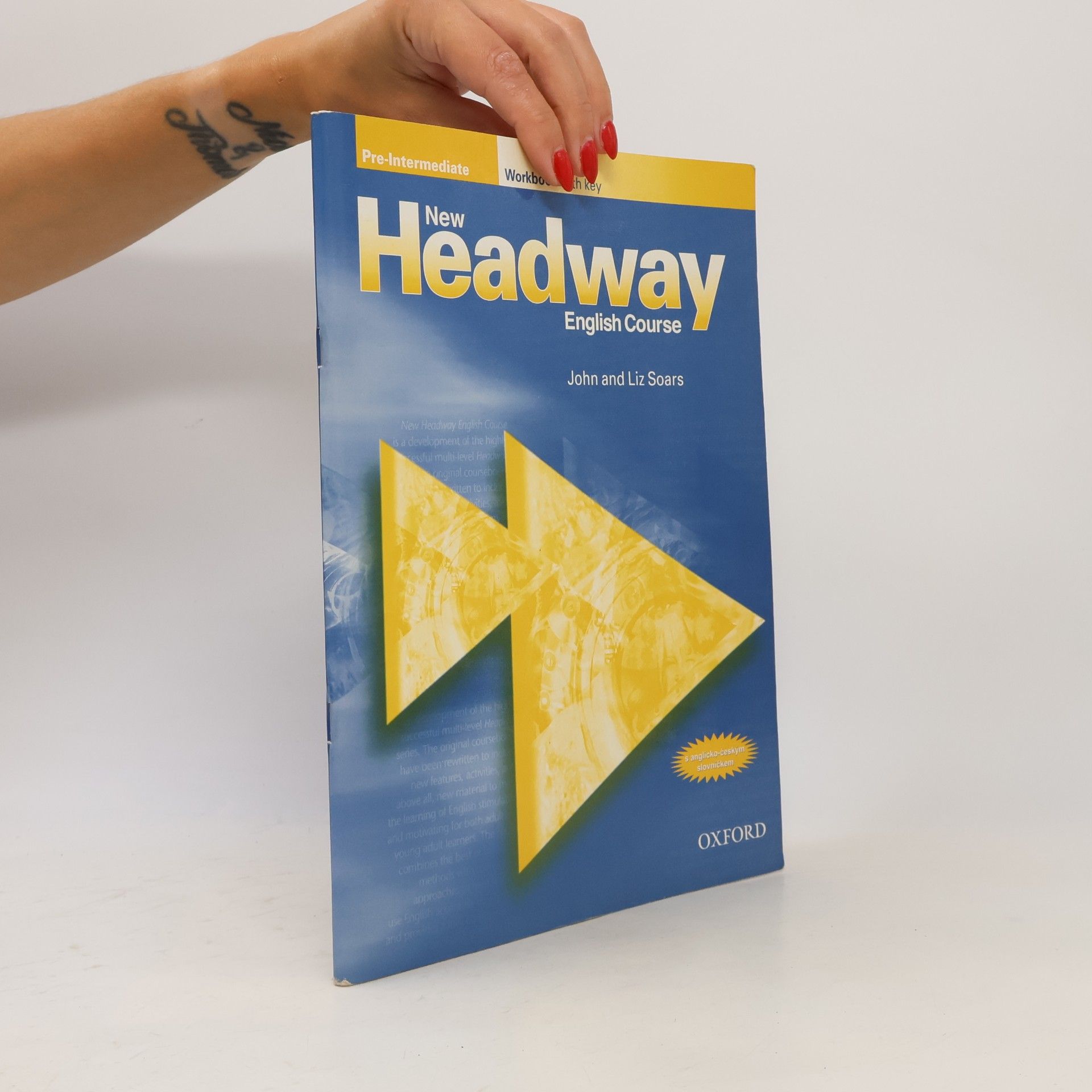 John Soars New Headway English course : pre-intermediate workbook with key