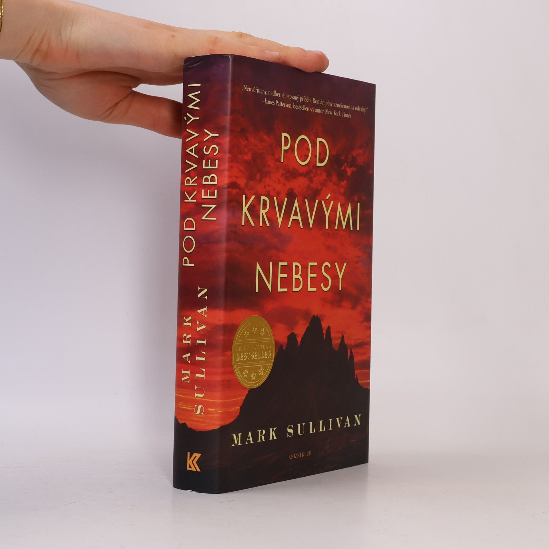 Mark Sullivan Pod krvavými nebesy