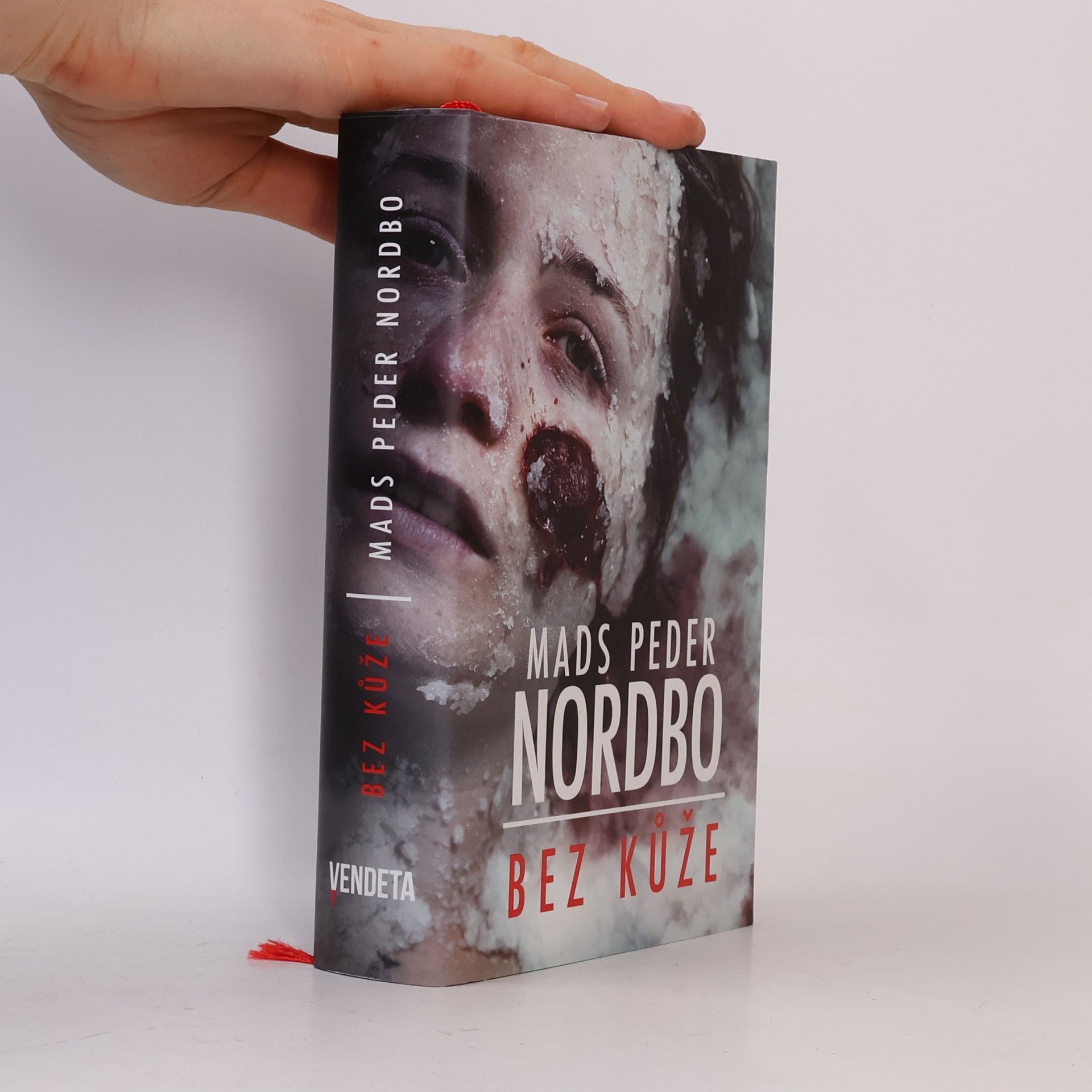 Mads Peder Nordbo Bez kůže