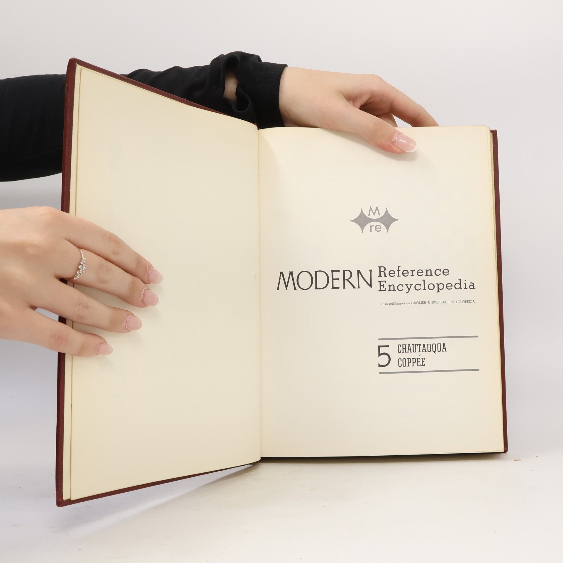 Various authors Modern Reference Encyclopedia 5
