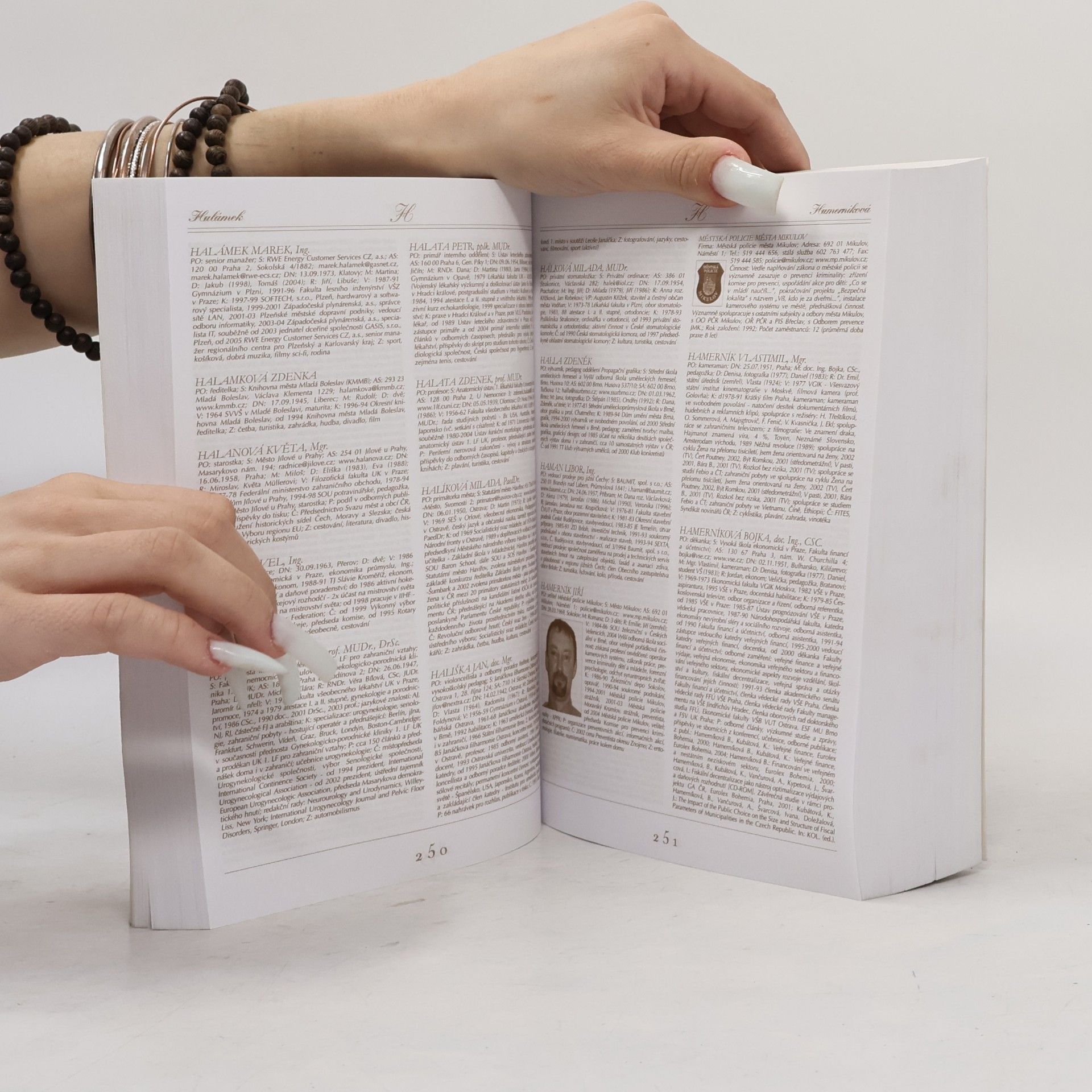 Kolektiv autorů Český almanach osobností a firem 2006