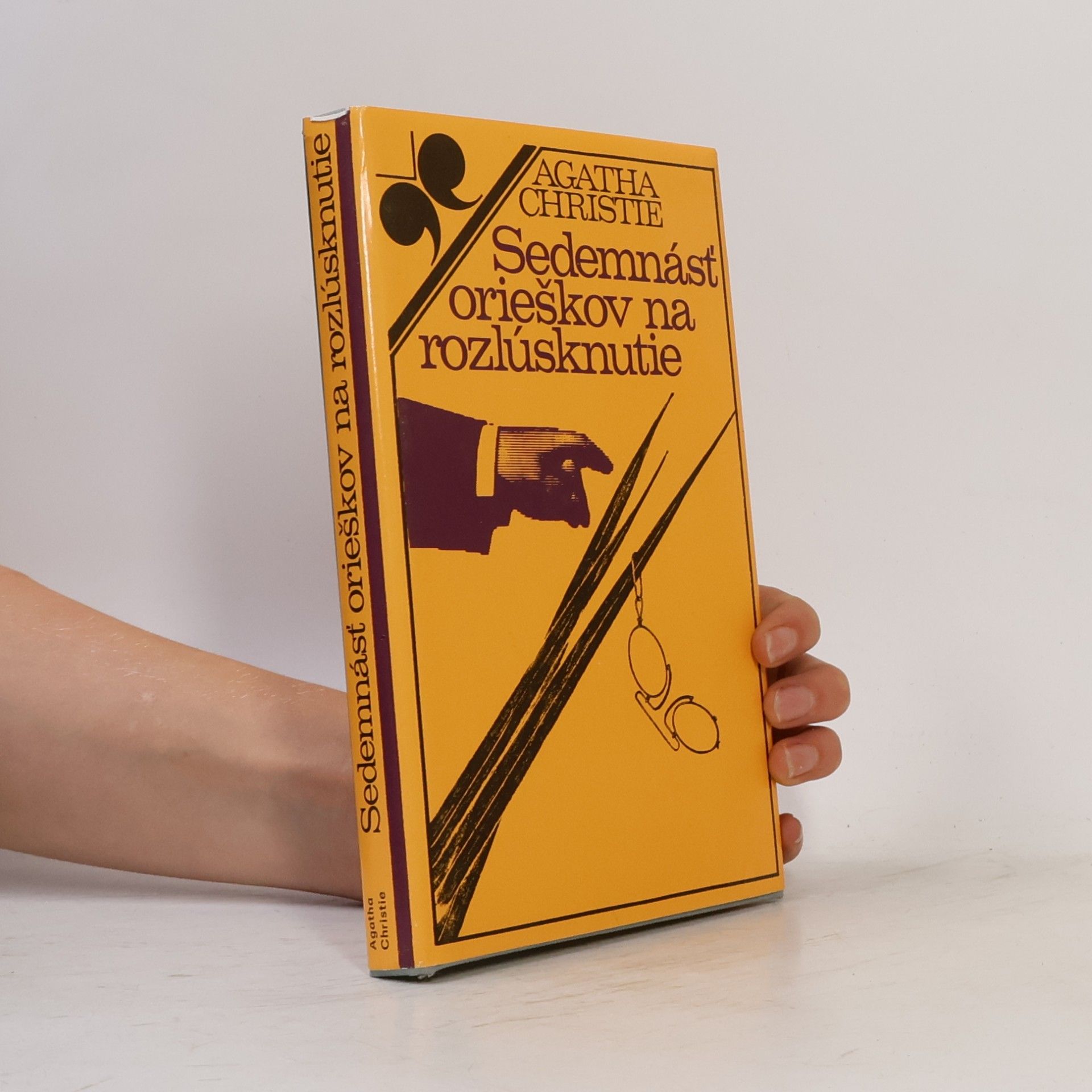 Agatha Christie Sedemnásť orieškov na rozlúsknutie