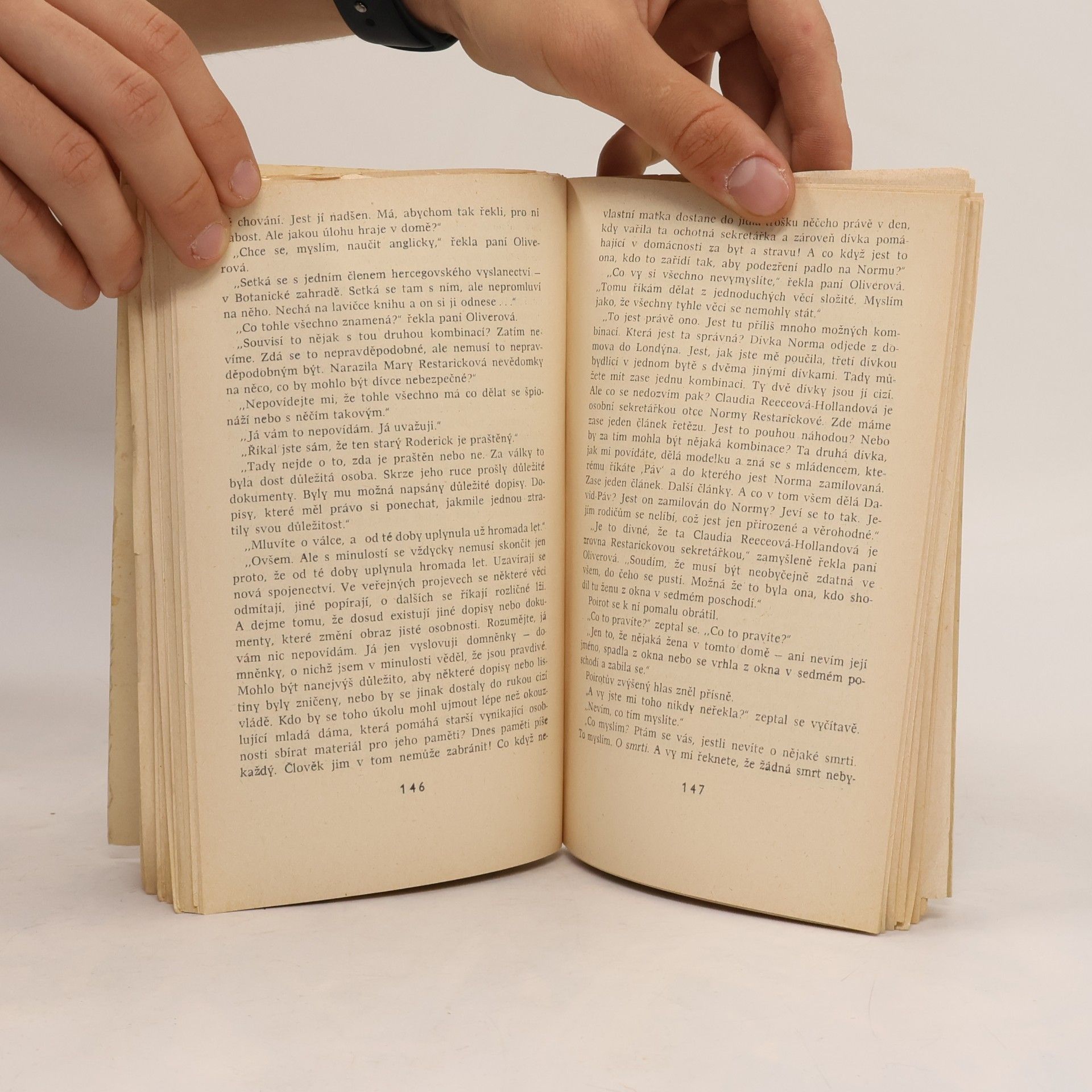 Agatha Christie Třetí dívka