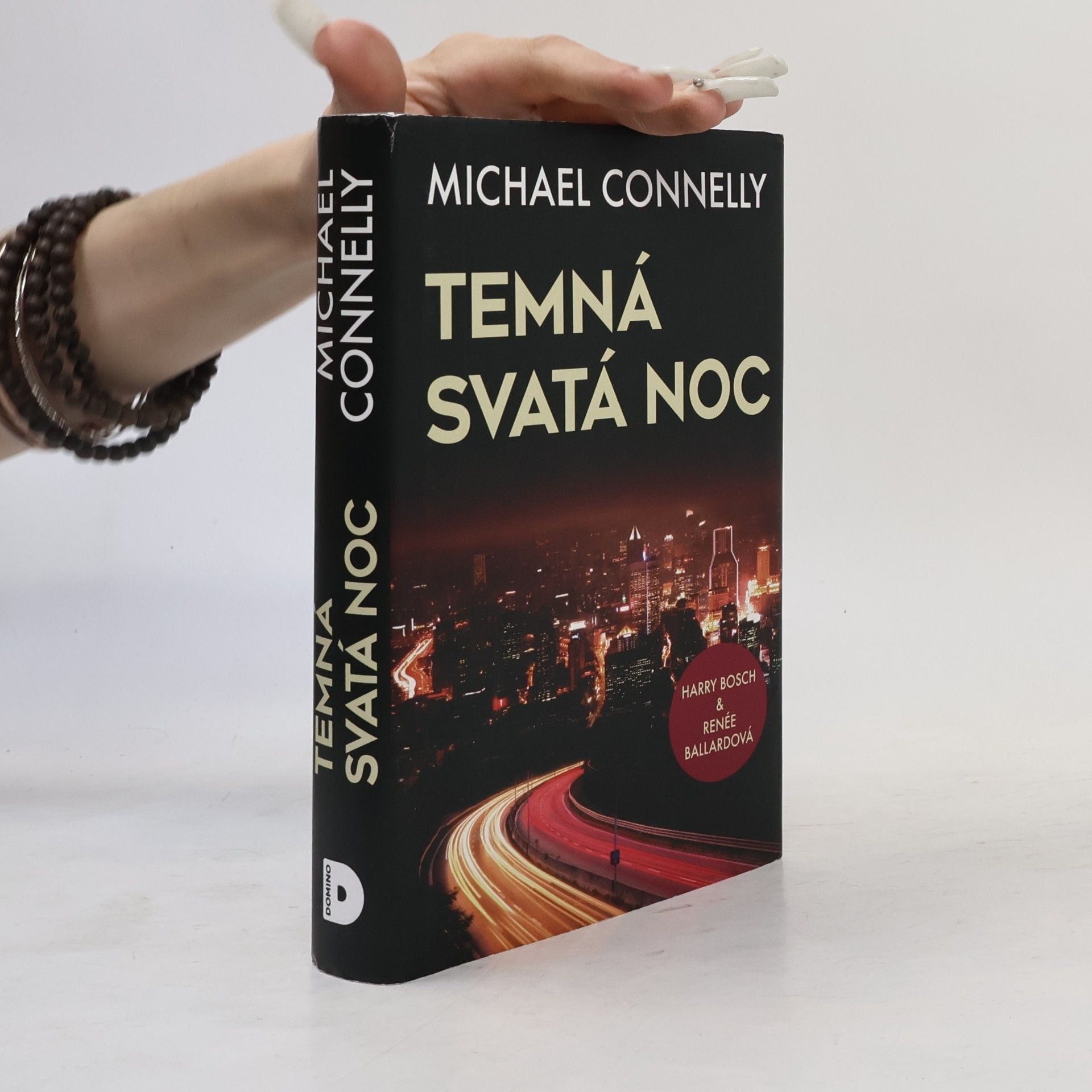 Michael Connelly Temná svatá noc