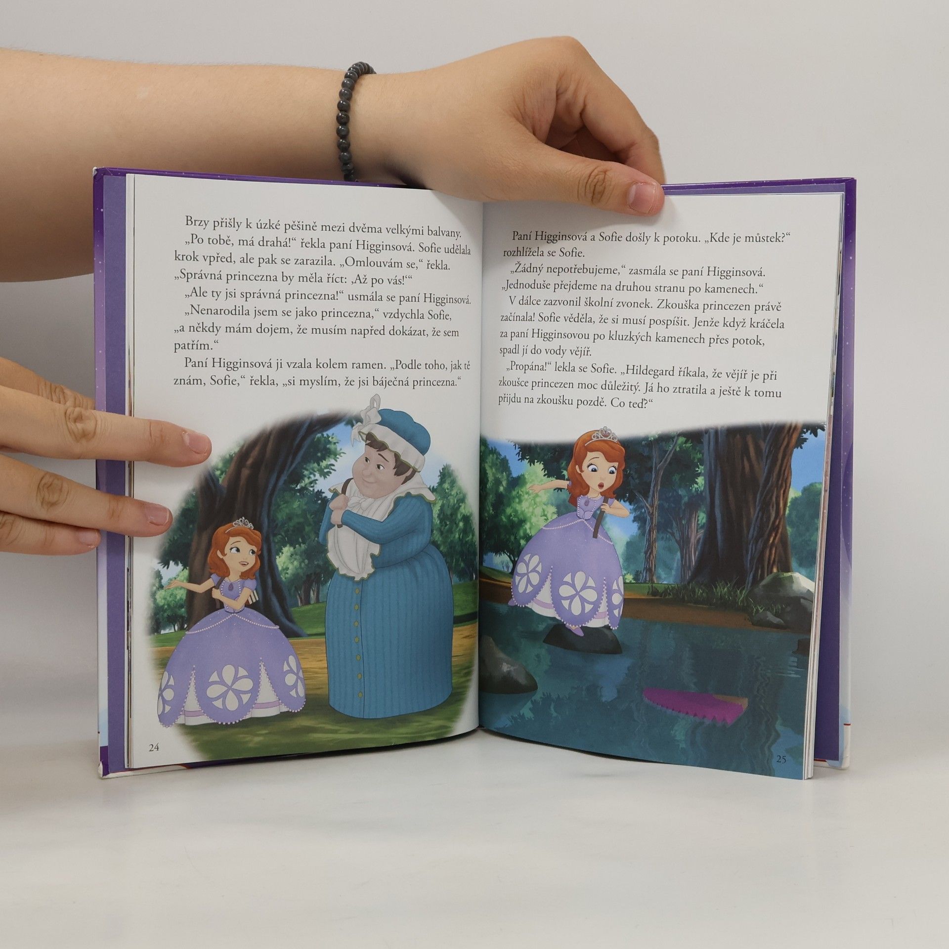 Autorenkollektiv Od pohádky k pohádce: Sofie První