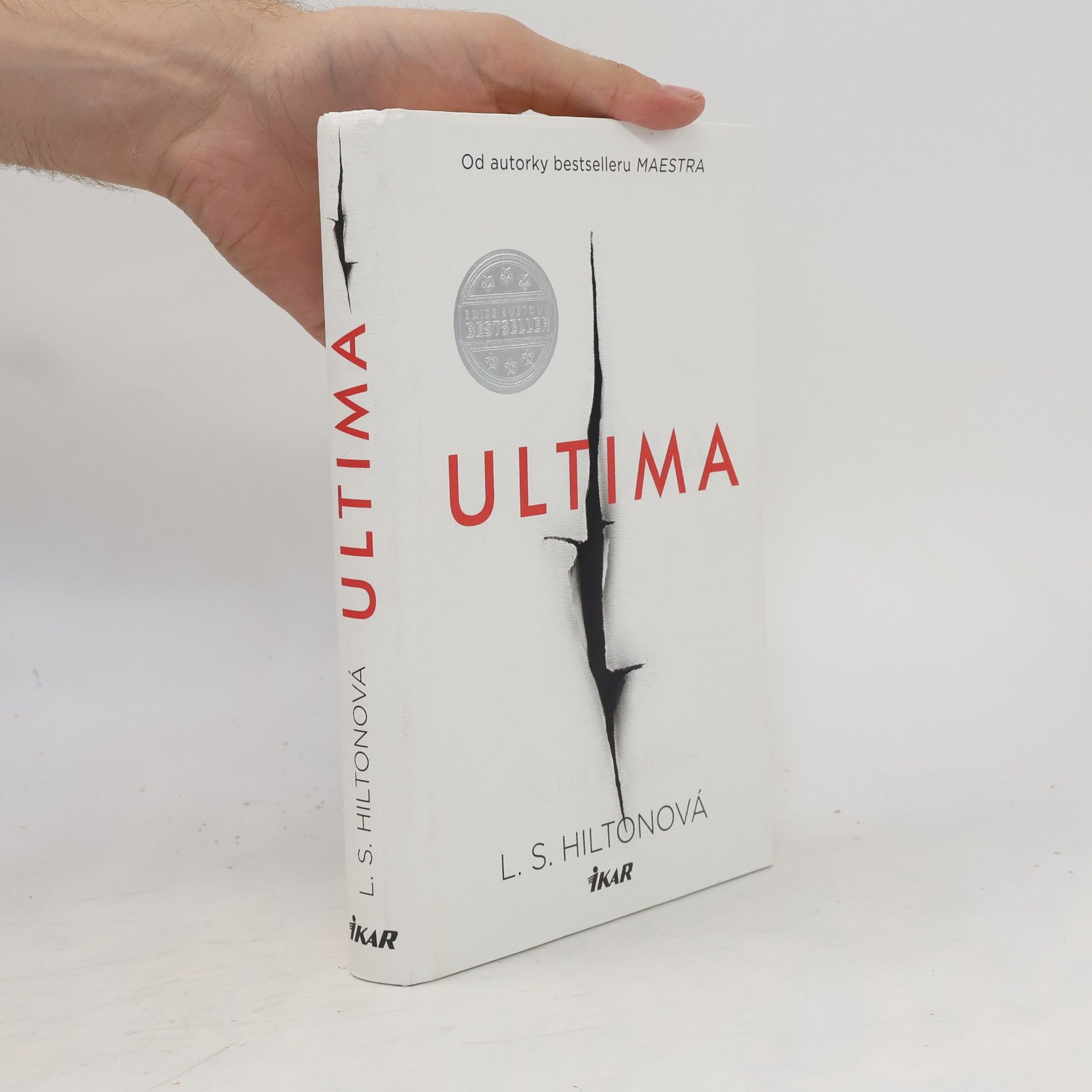 Lisa Hilton Ultima