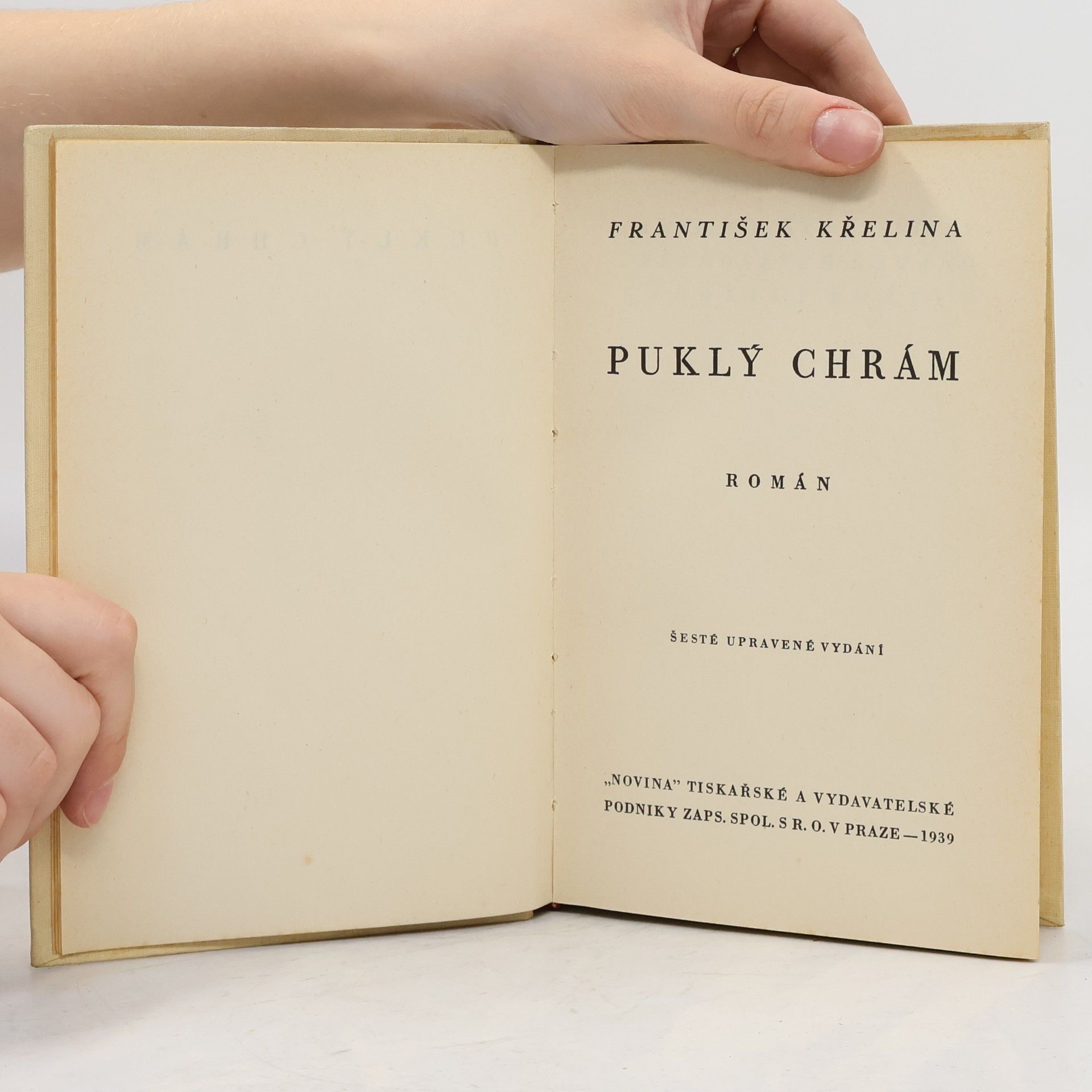 František Křelina Puklý chrám