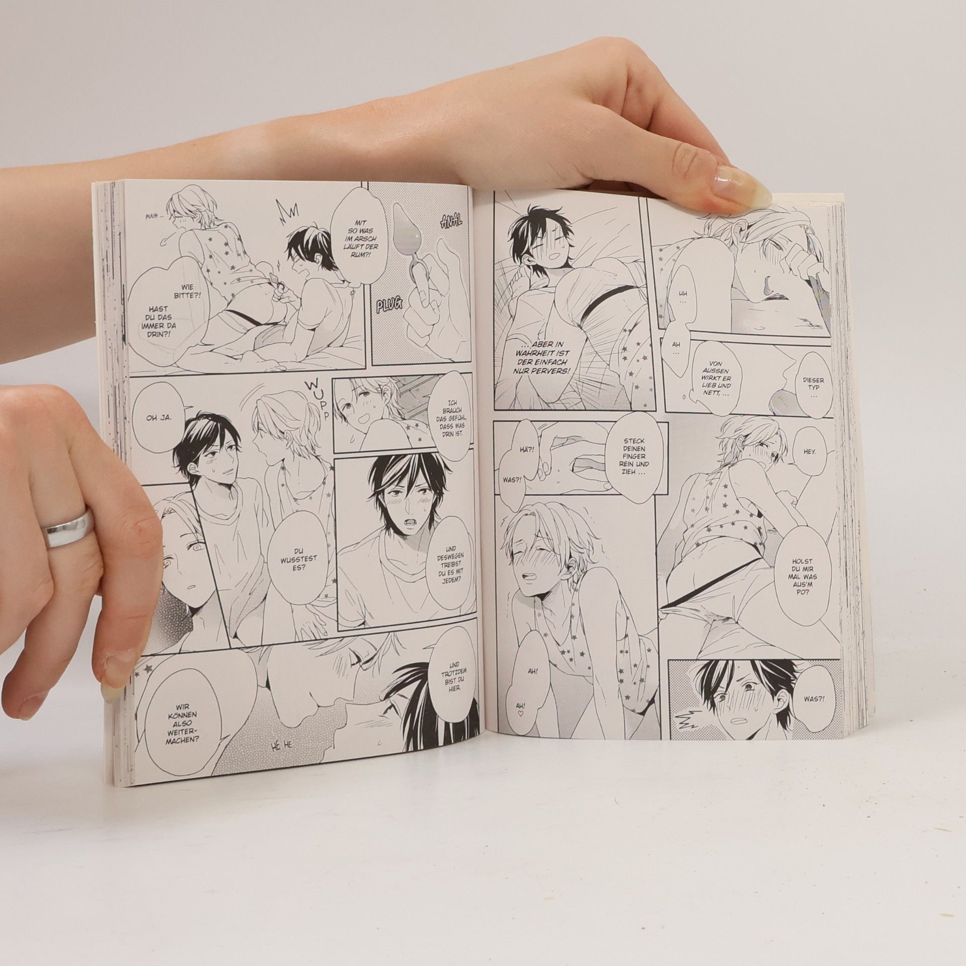 Tomo Kurahashi An invisible scar
