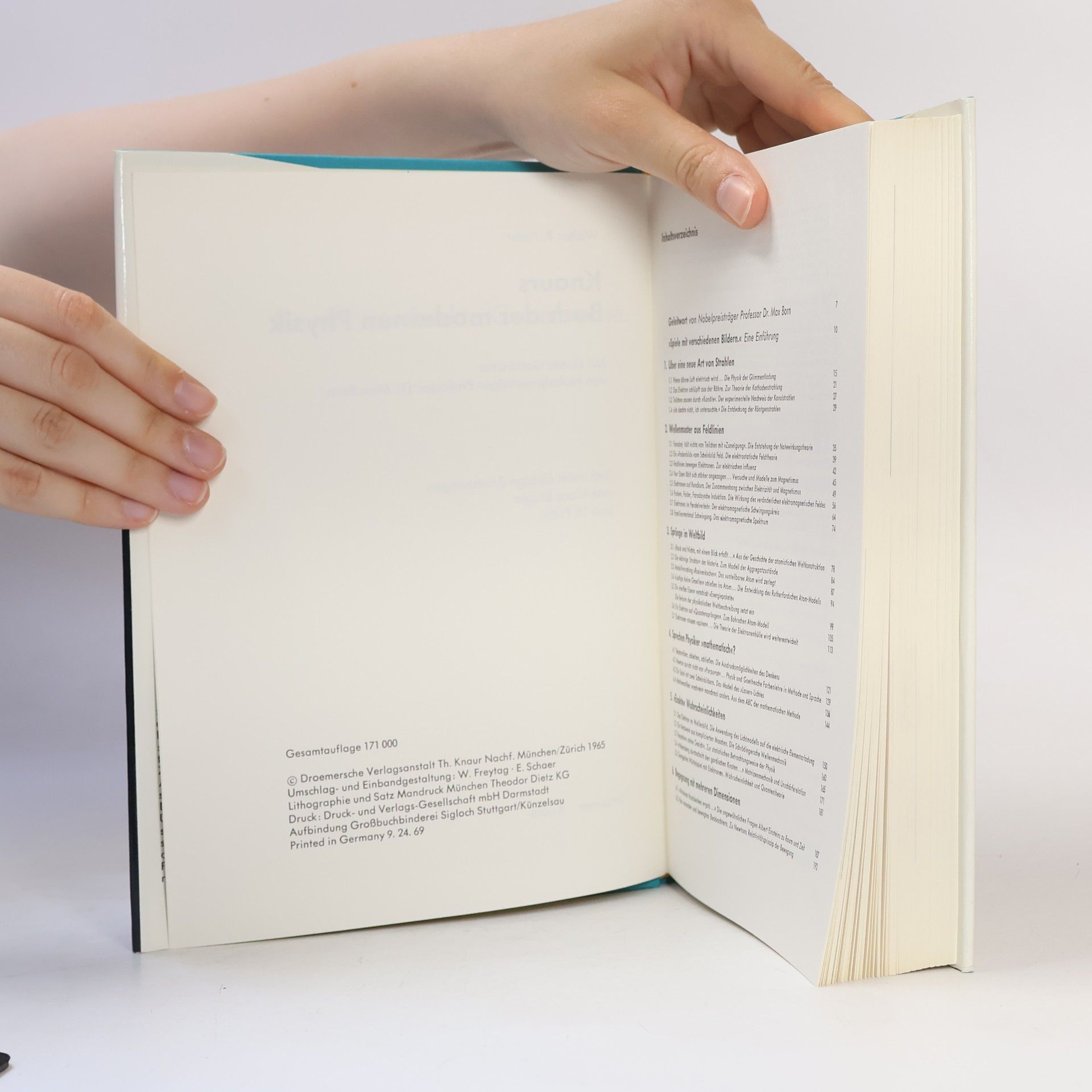 Walter Robert Fuchs Knaurs Buch der modernen Physik