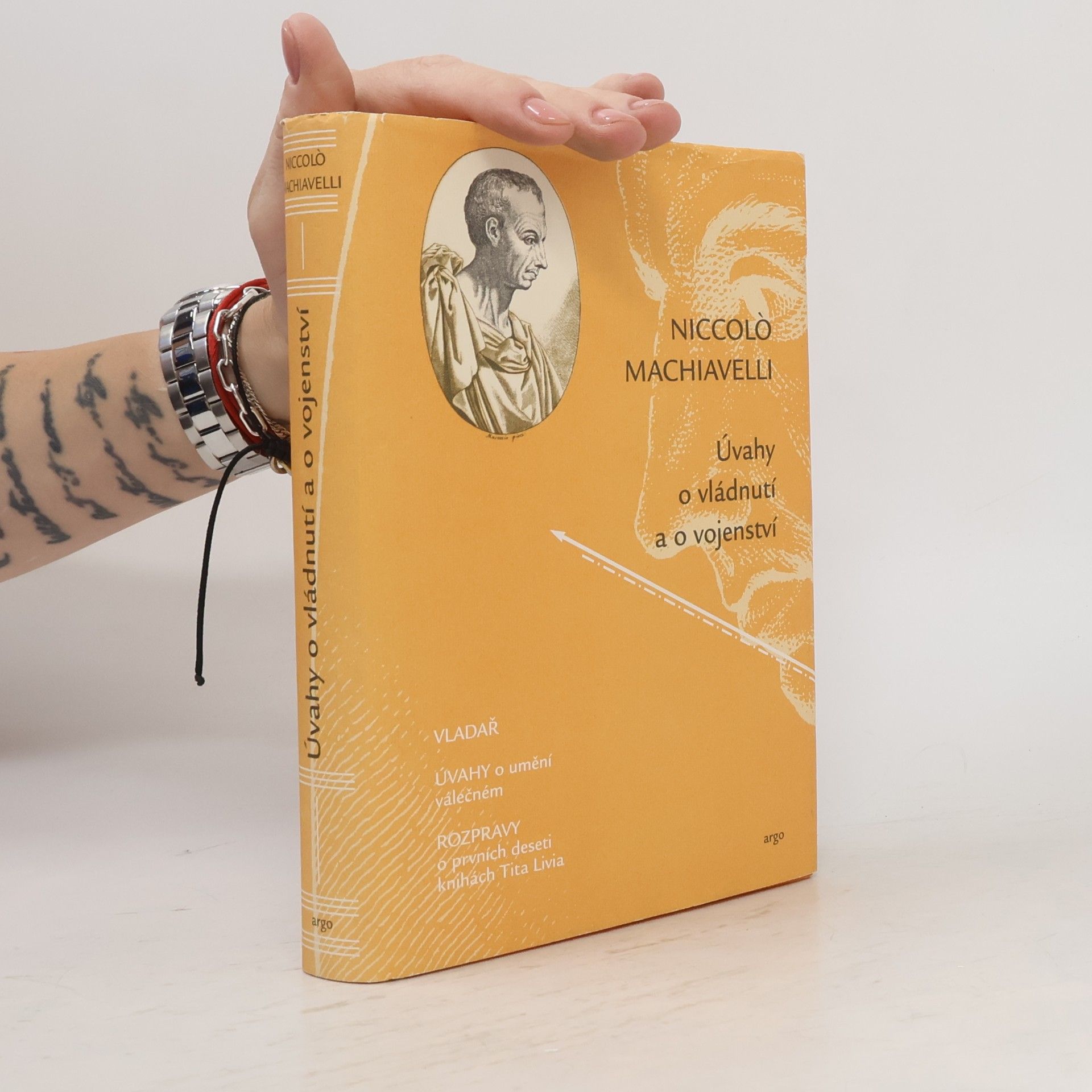 Niccolò Machiavelli Úvahy o vládnutí a o vojenství