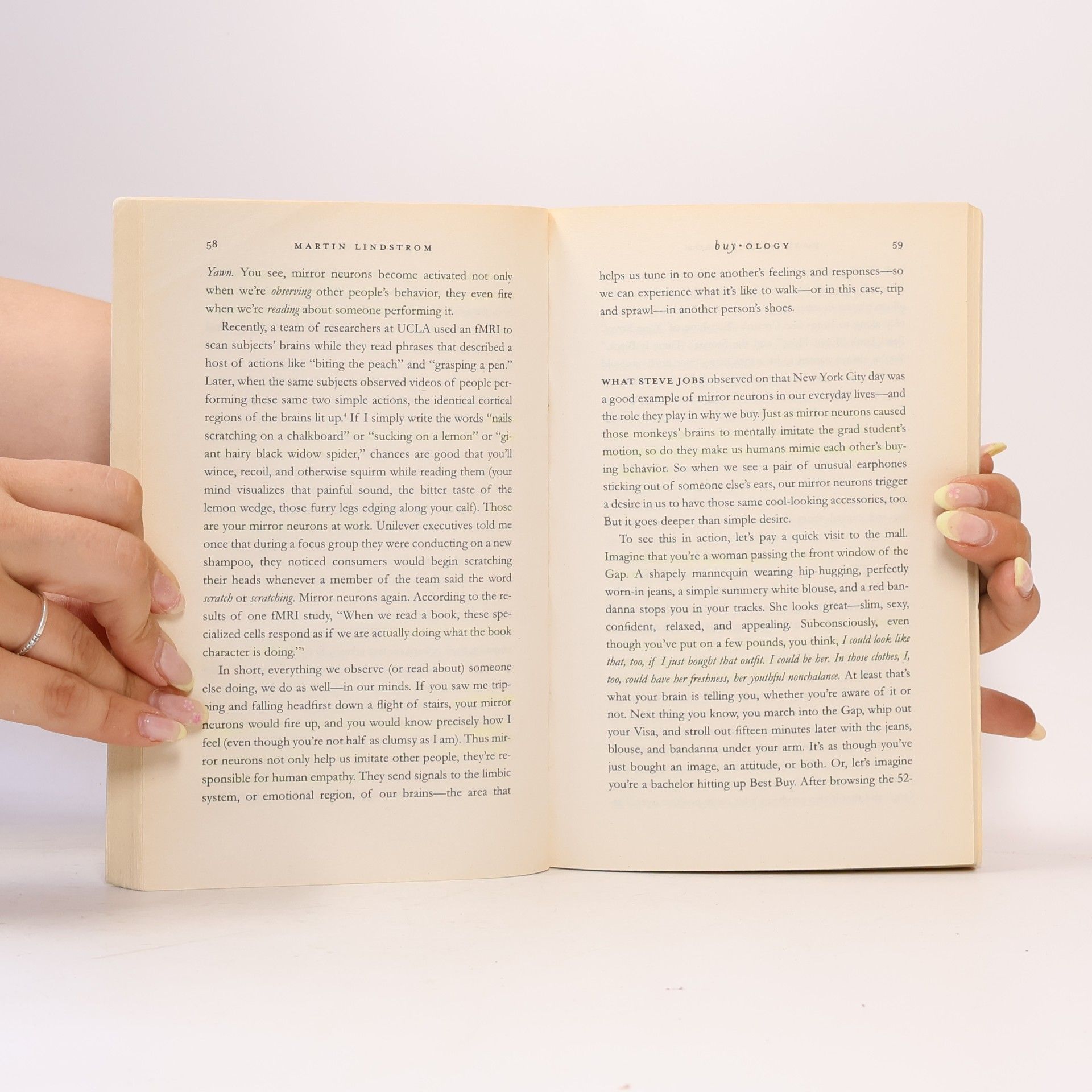 Martin Lindstrom Buyology: How everything we believe about why we buy is wrong