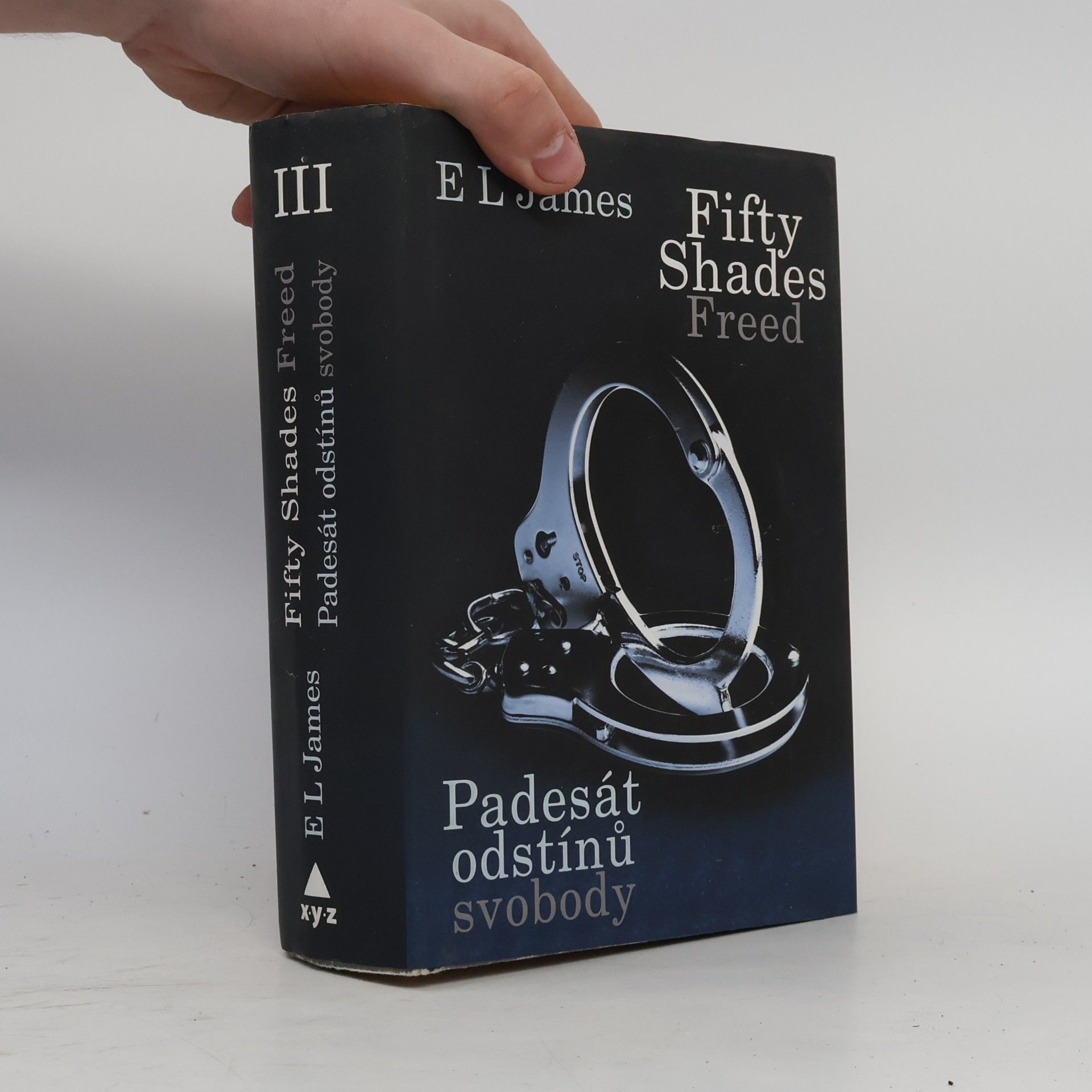 E. L. James Padesát odstínů svobody